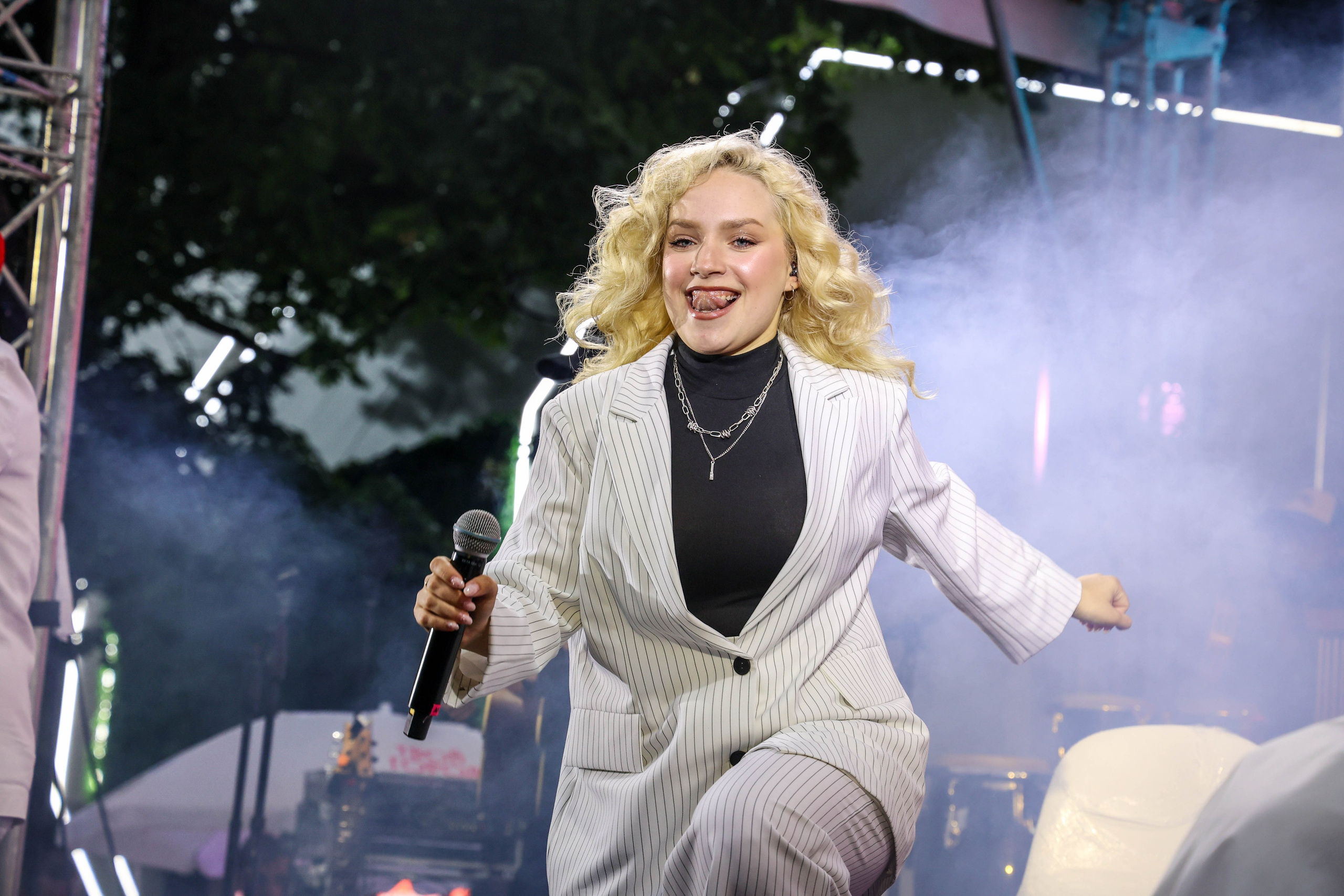 Концерт День молодежи. Елизавета Ковалевская — ваш профессиональный фотограф