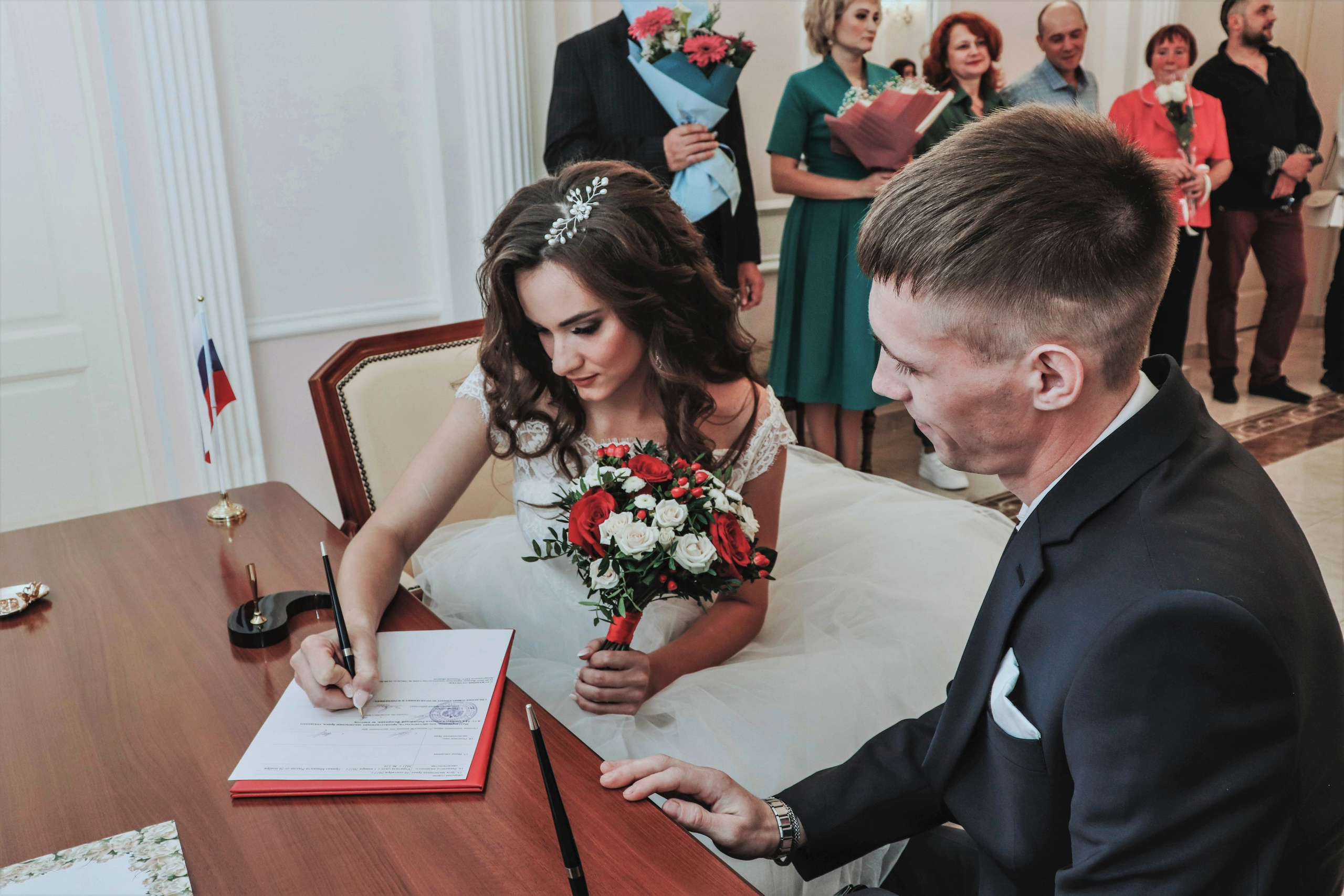 Свадебная фотосессия в ЗАГСе Северска и Томска