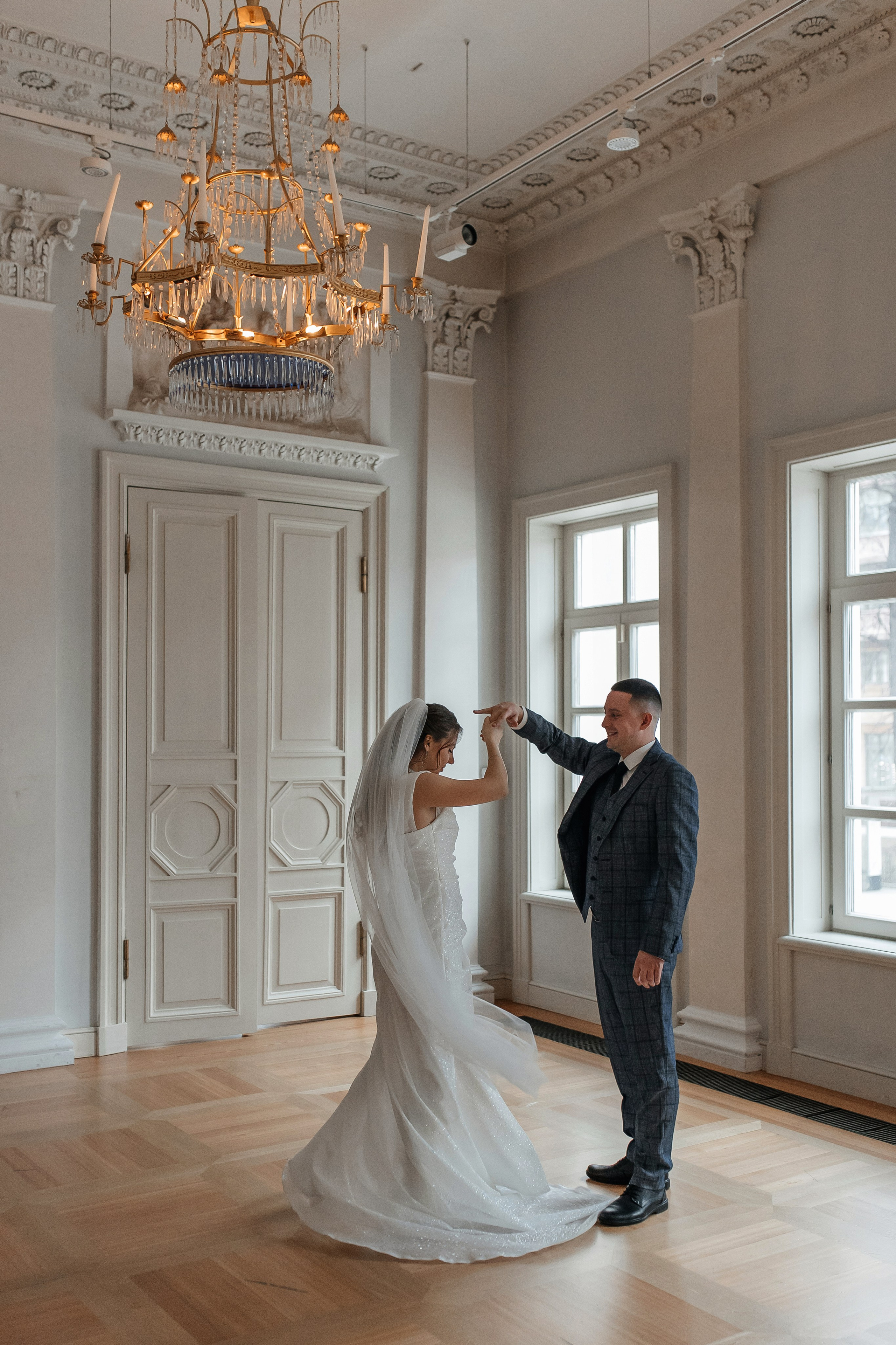 Свадебная фотосессия в усадьбе Муравьёвых-Апостолов