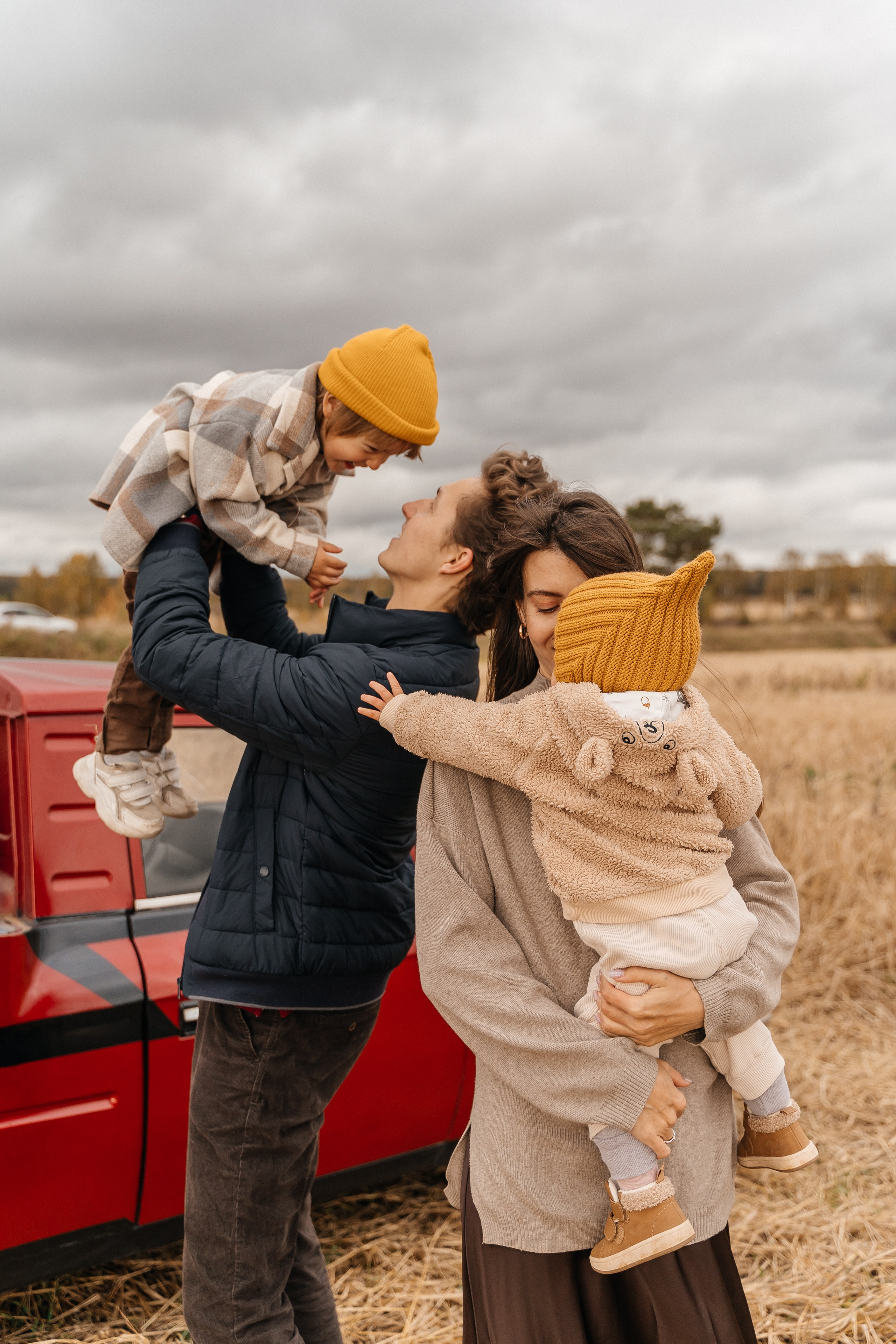 Саша, Женя, Лёва и Марта. Волик Мария