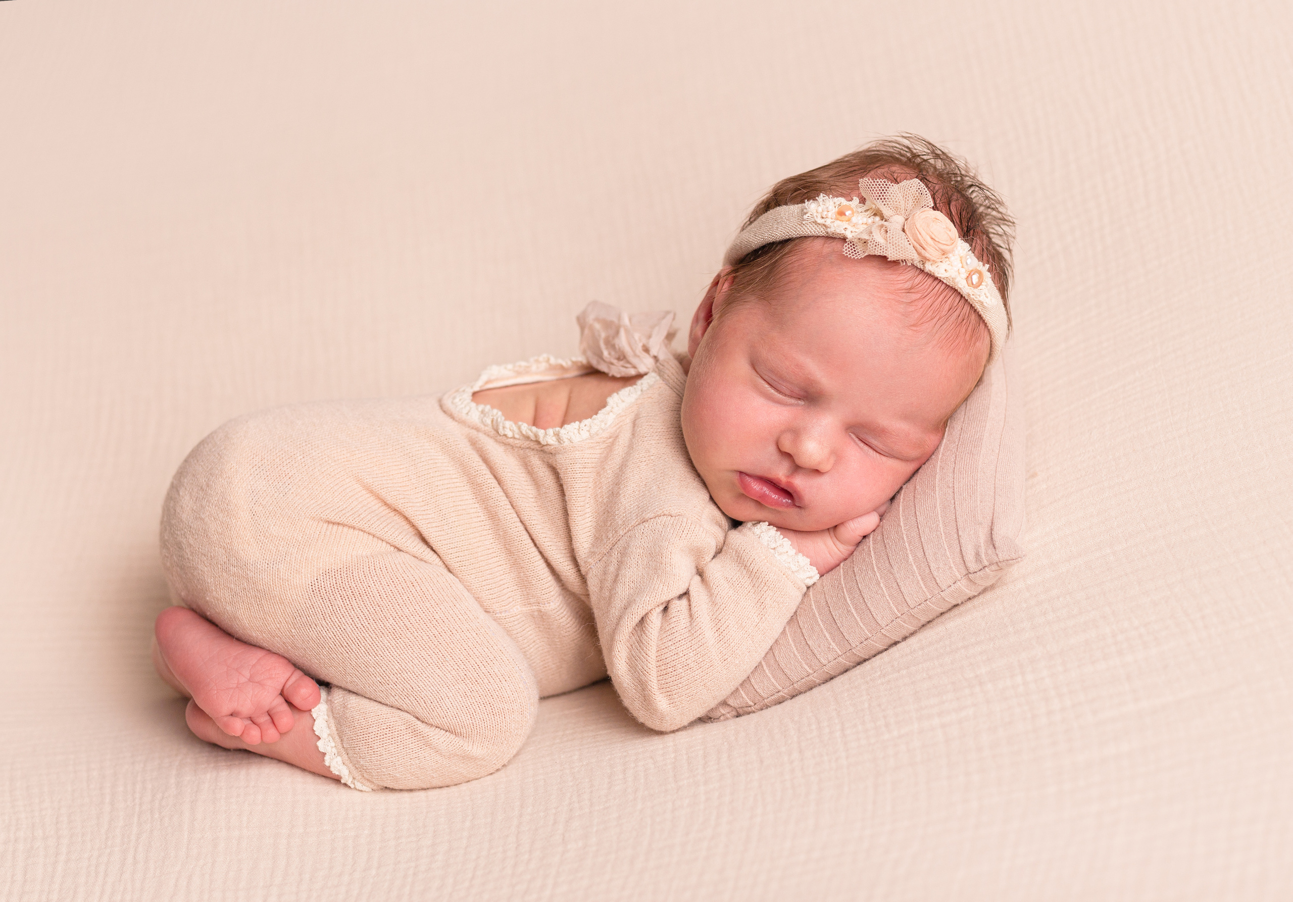 Фотографии новорожденных детей. Фотограф новорожденных в Омске Анастасия Моисеева
