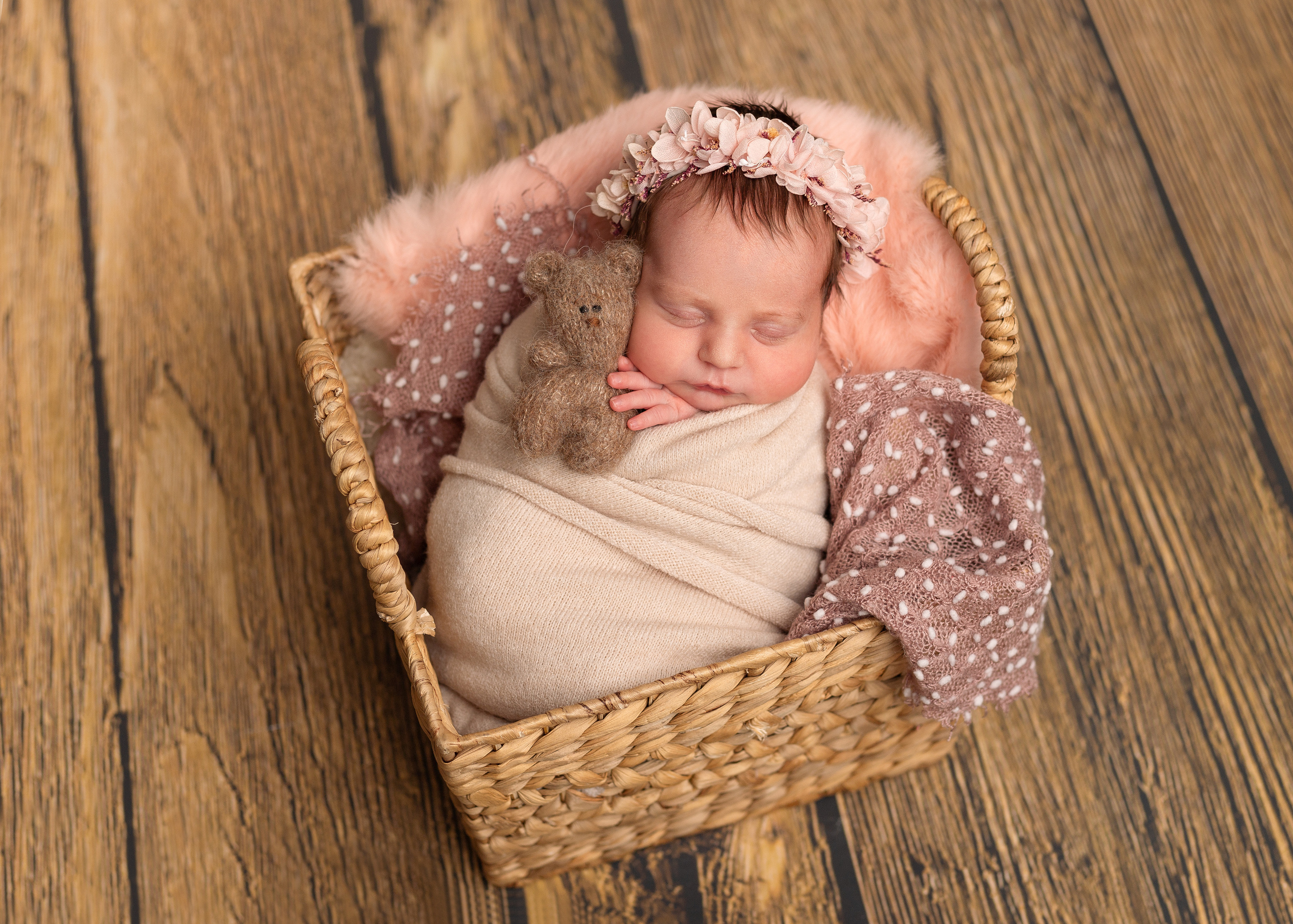 Фотографии новорожденных детей. Фотограф новорожденных в Омске Анастасия Моисеева