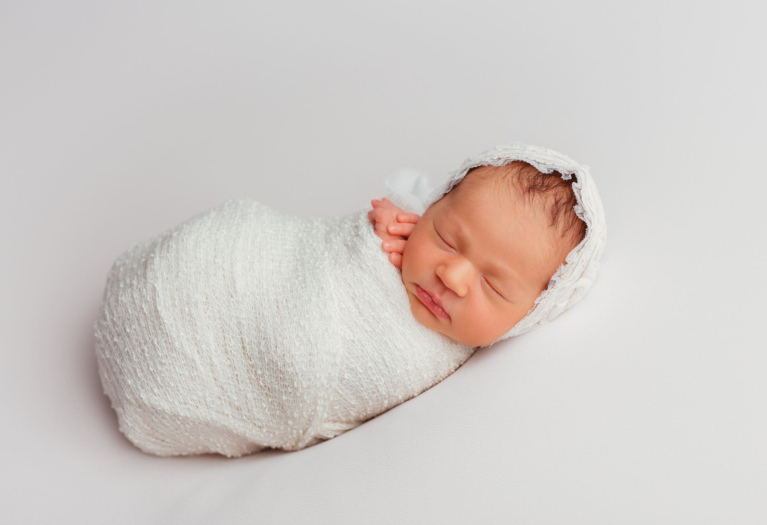 Фотографии новорожденных детей. Фотограф новорожденных в Омске Анастасия Моисеева