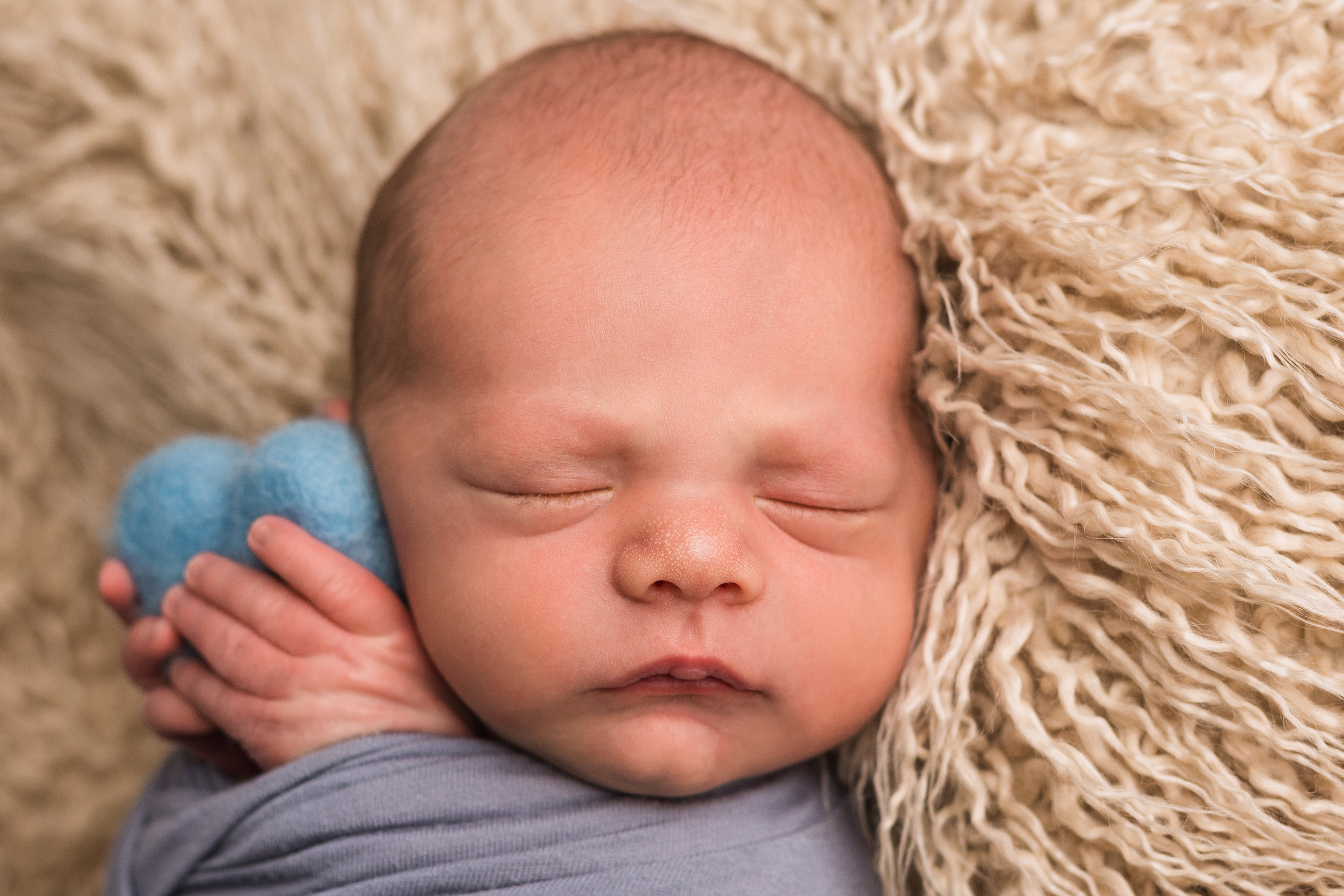 Фотографии новорожденных детей. Фотограф новорожденных в Омске Анастасия Моисеева