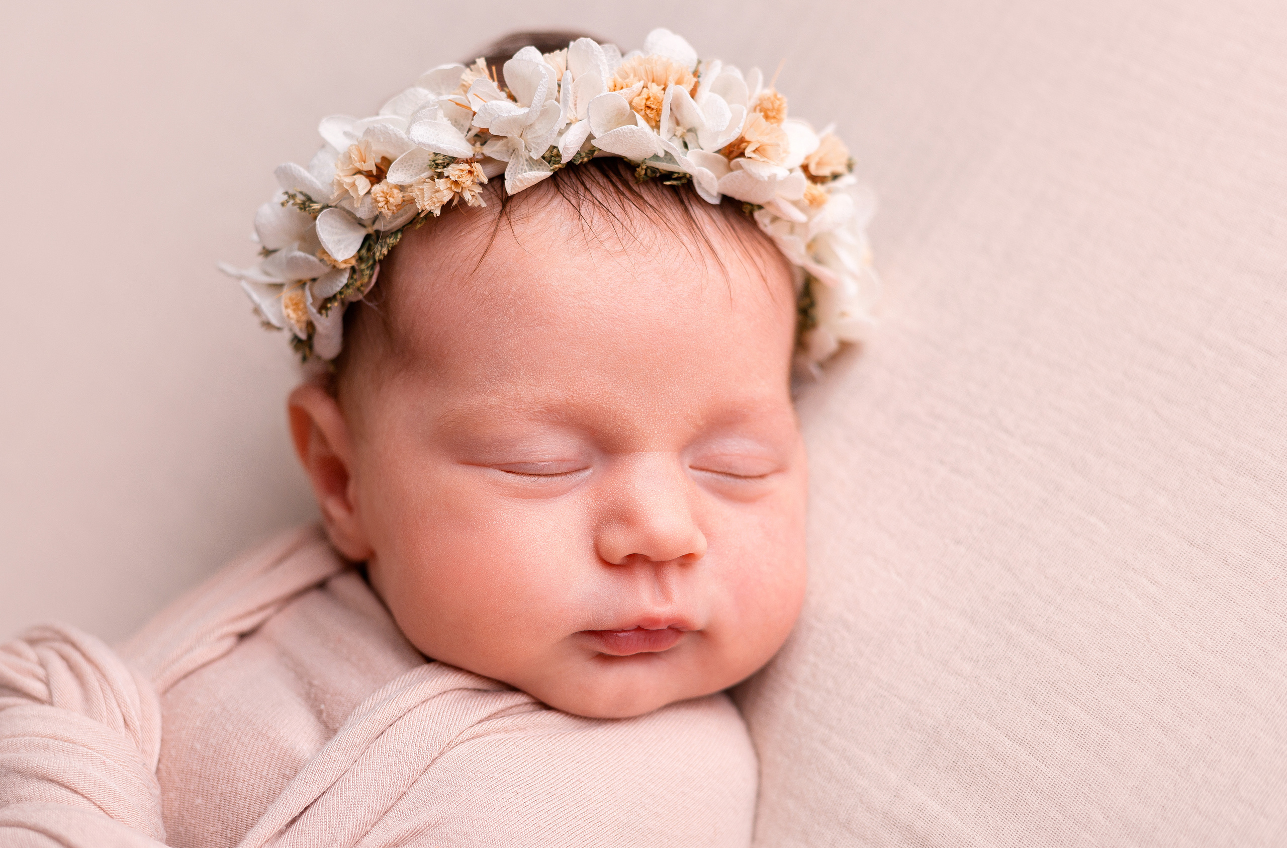 Фотографии новорожденных детей. Фотограф новорожденных в Омске Анастасия Моисеева