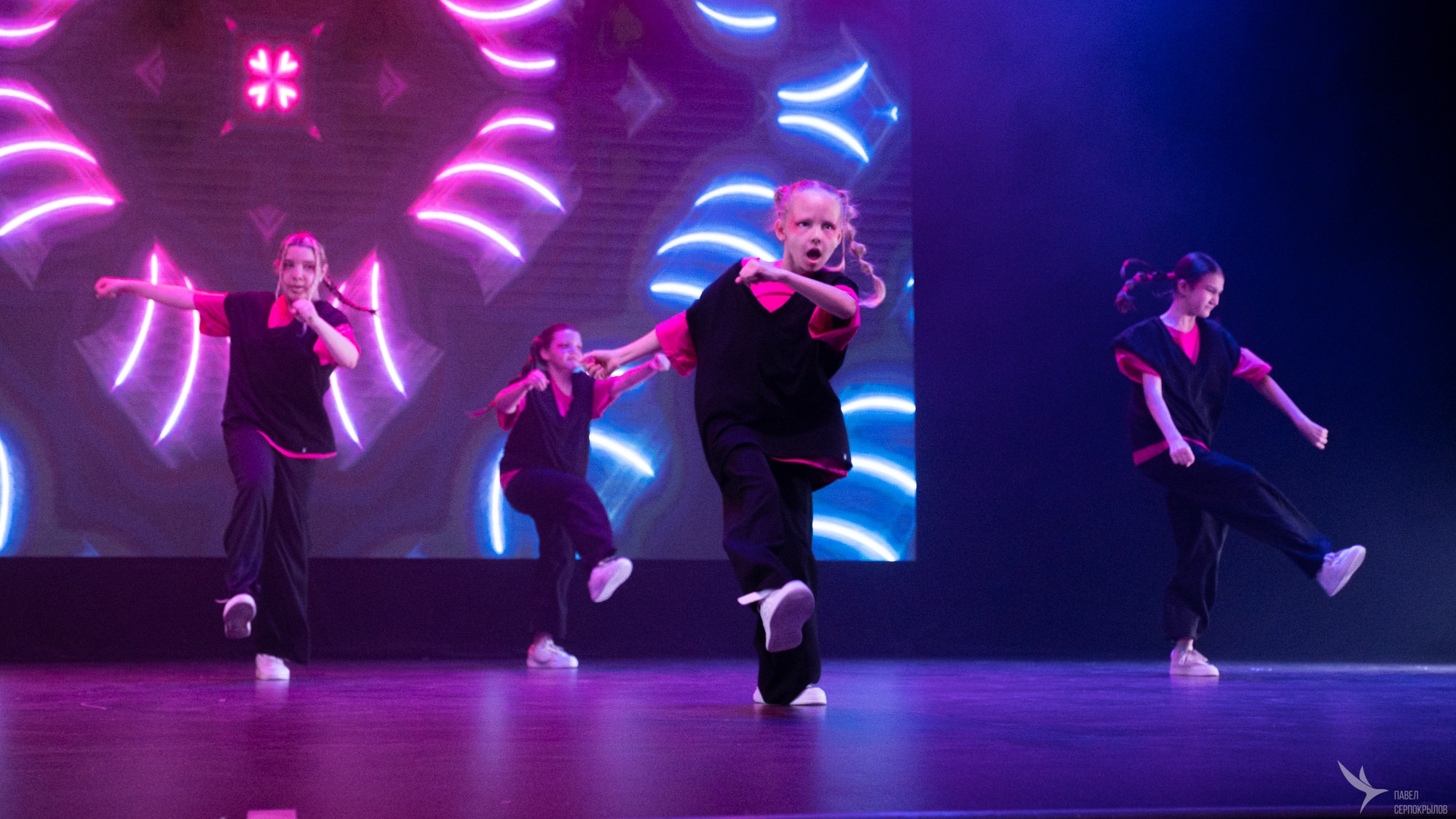 Junix. Репортажный фотограф в Казани Павел Серпокрылов