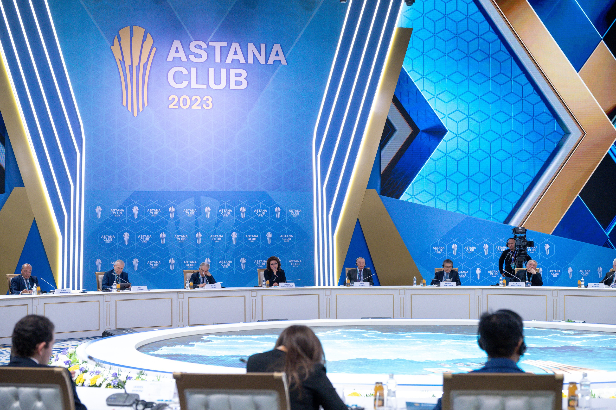 Деловой репортаж. Профессиональный фотограф в Алматы Влад Семёнов