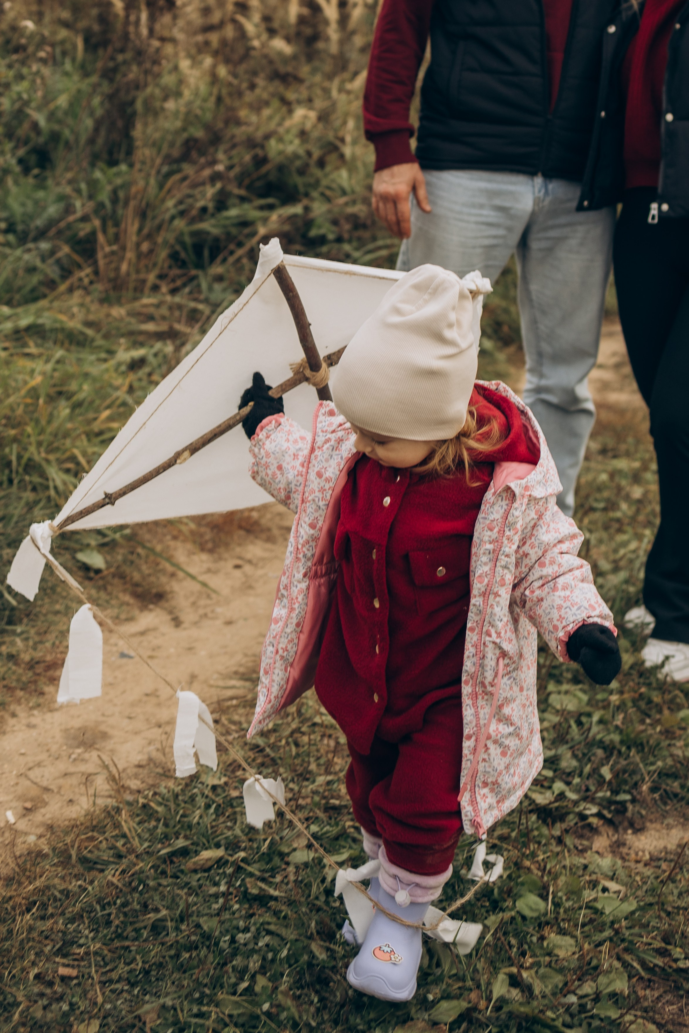 Летучий змей-семейная (4.10.2025 г.) г. Жуков (Калужская обл.). Надежда Стар семейный и церковный фотограф в Жукове и Калужской области