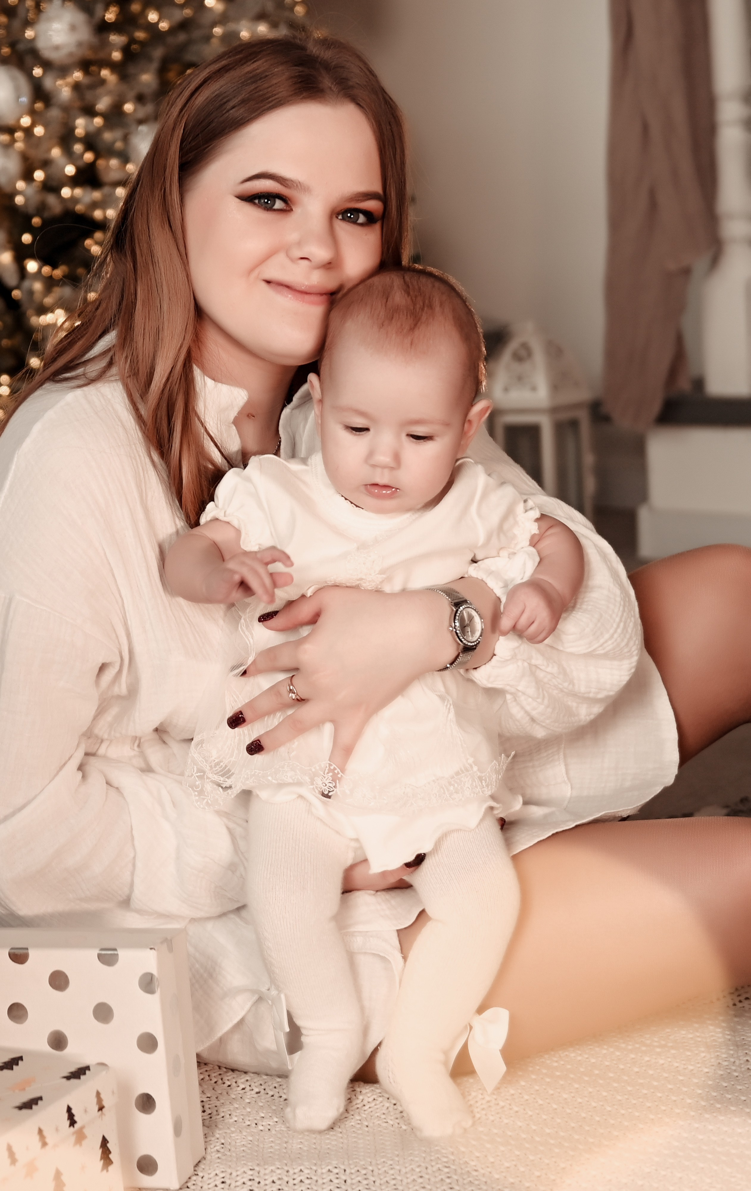 Новогодняя семейная. Свадебный, семейный, детский, контент фотограф в Омске Максим Ильин