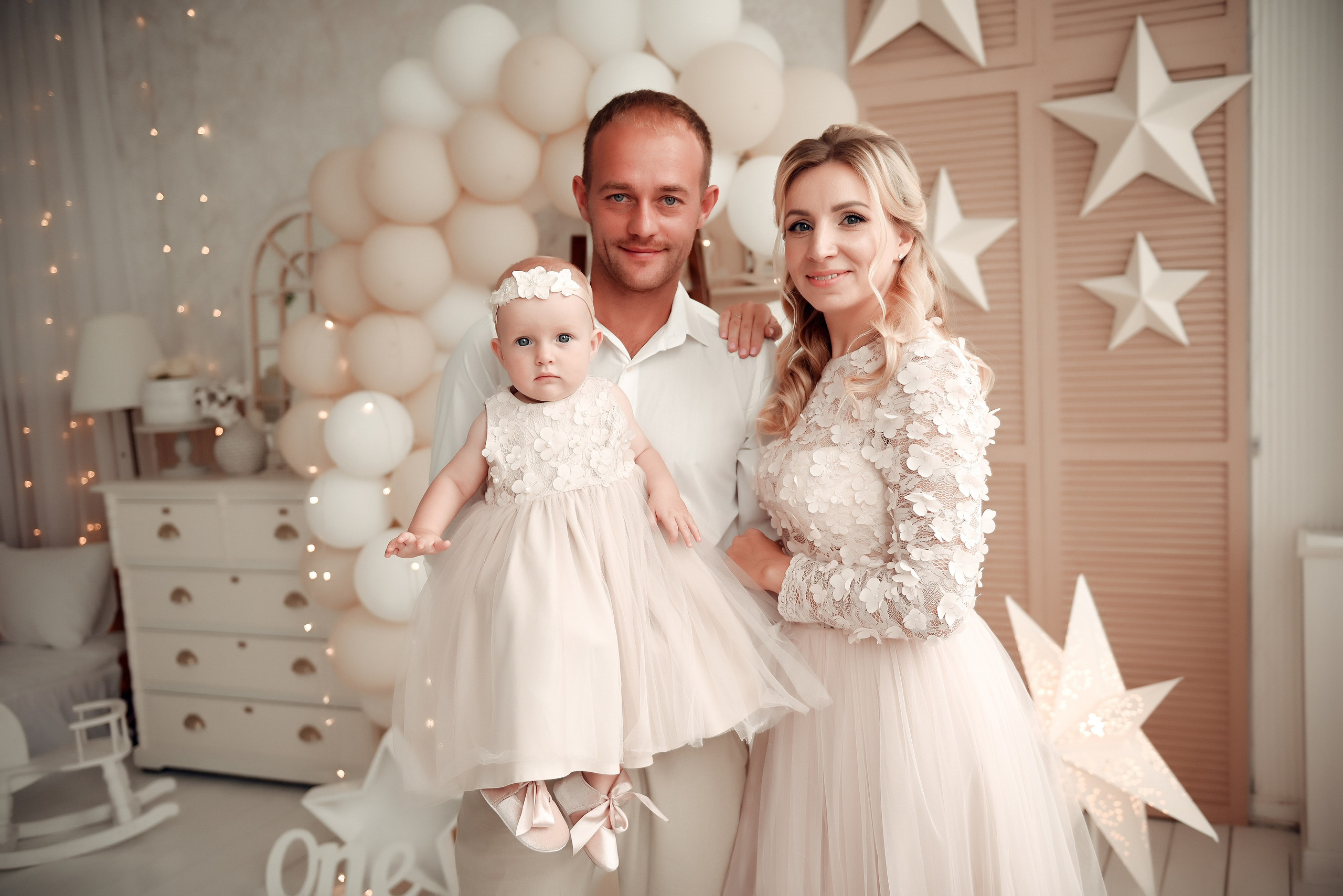 Семейная на 1 годик. Свадебный, семейный, детский, контент фотограф в Омске Максим Ильин