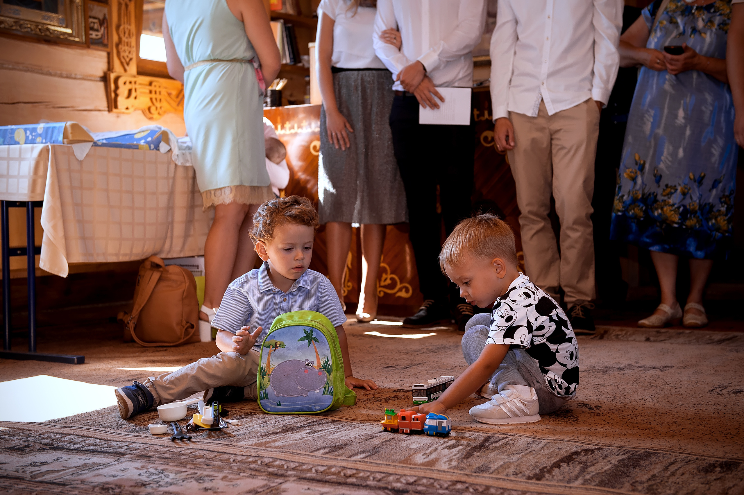 Фотосъемка крещения Медвежьи озера. Свадебный и семейный фотограф Виктория Носачёва. Щелково, Москва и МО