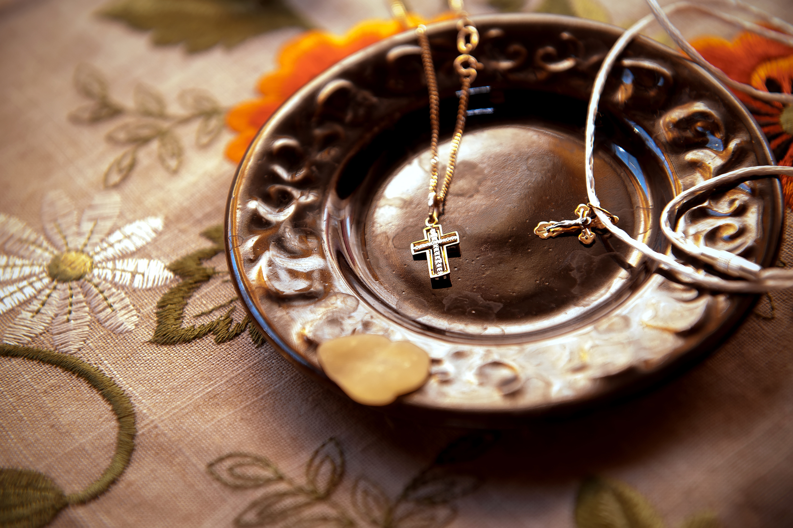 Фотосъемка крещения Медвежьи озера. Свадебный и семейный фотограф Виктория Носачёва. Щелково, Москва и МО