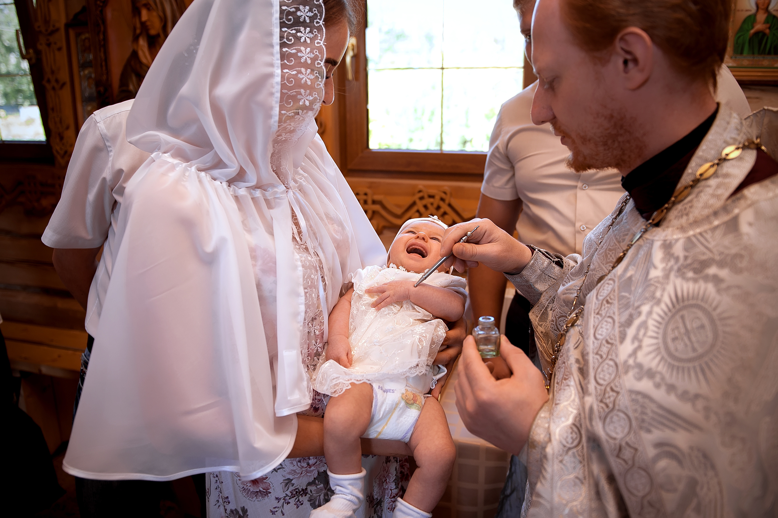 Фотосъемка крещения Медвежьи озера. Свадебный и семейный фотограф Виктория Носачёва. Щелково, Москва и МО