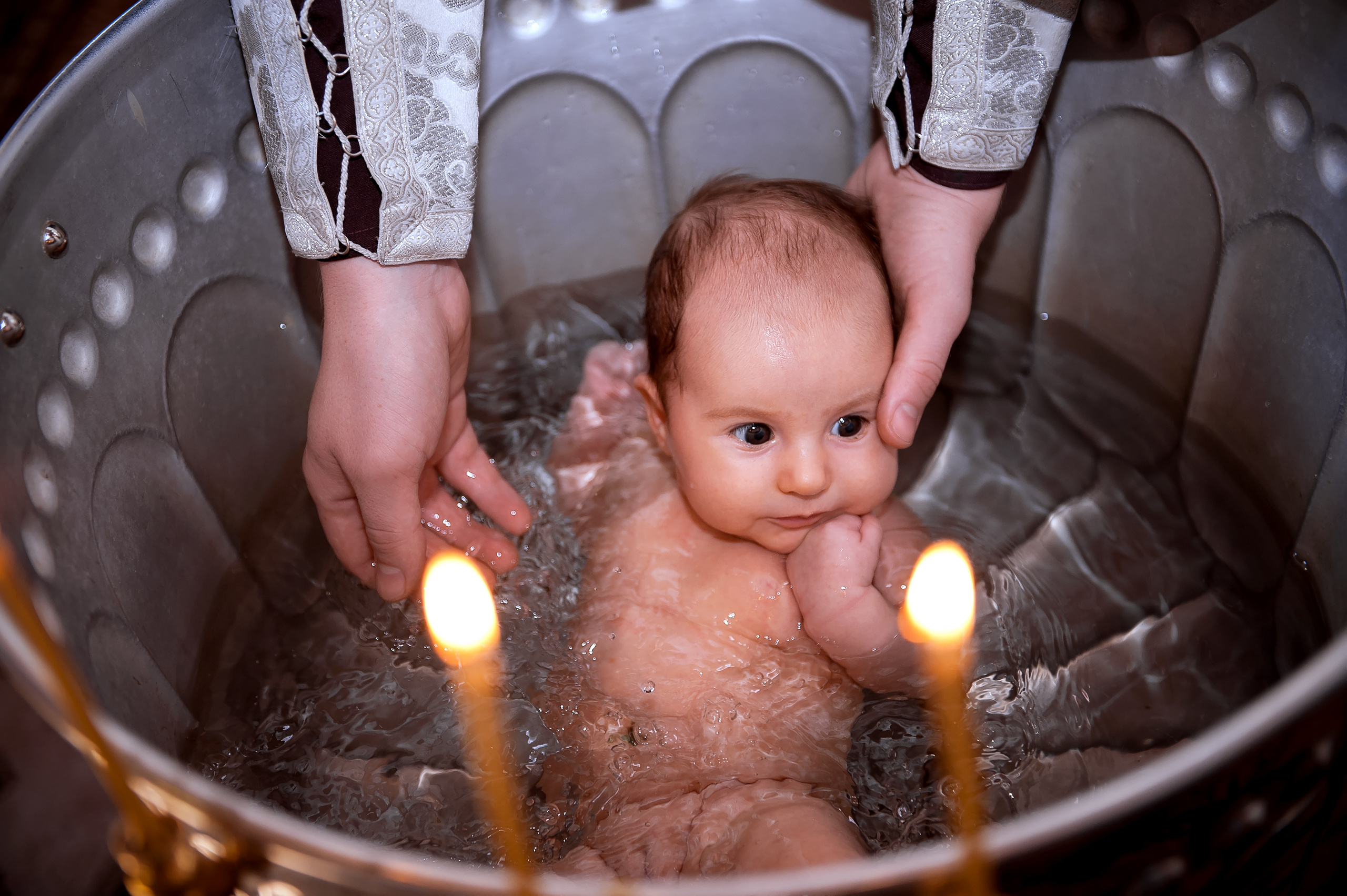 Фотосъемка крещения Медвежьи озера. Свадебный и семейный фотограф Виктория Носачёва. Щелково, Москва и МО