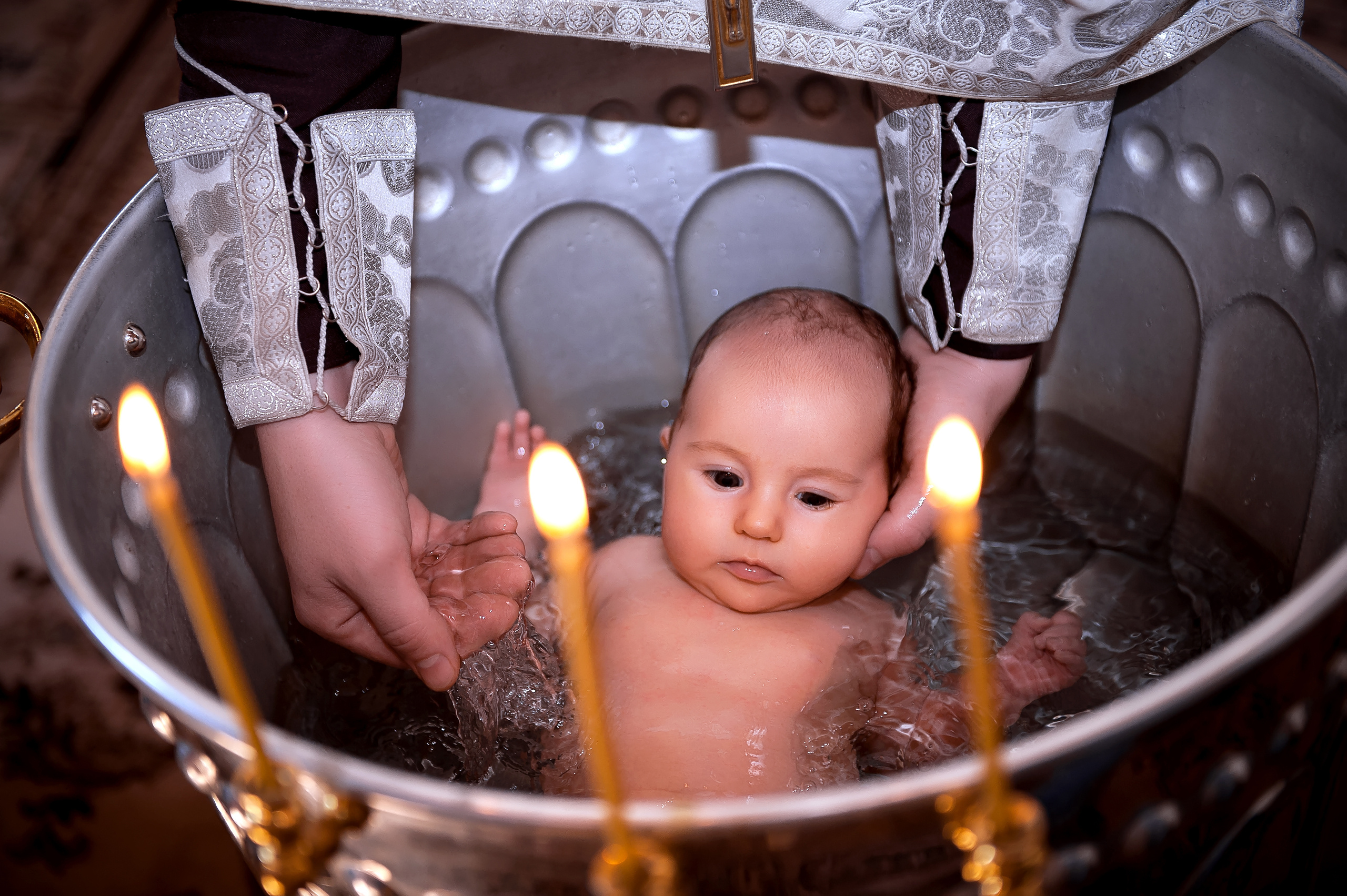 Фотосъемка крещения Медвежьи озера. Свадебный и семейный фотограф Виктория Носачёва. Щелково, Москва и МО