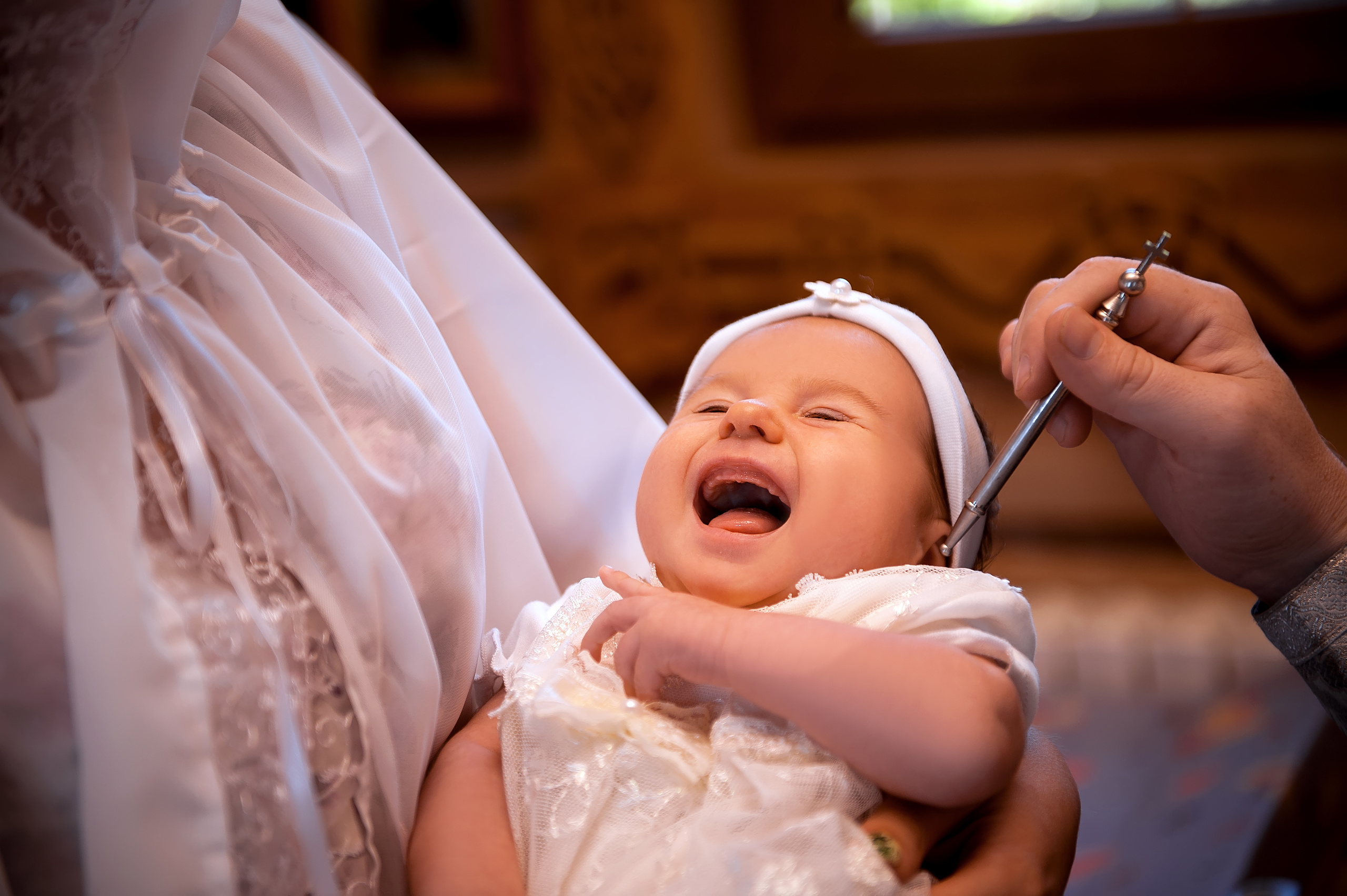 Фотосъемка крещения Медвежьи озера. Свадебный и семейный фотограф Виктория Носачёва. Щелково, Москва и МО