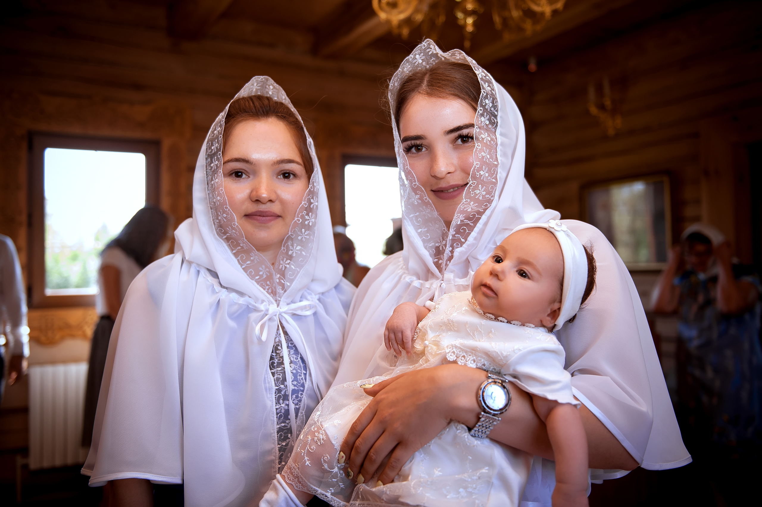 Фотосъемка крещения Медвежьи озера. Свадебный и семейный фотограф Виктория Носачёва. Щелково, Москва и МО