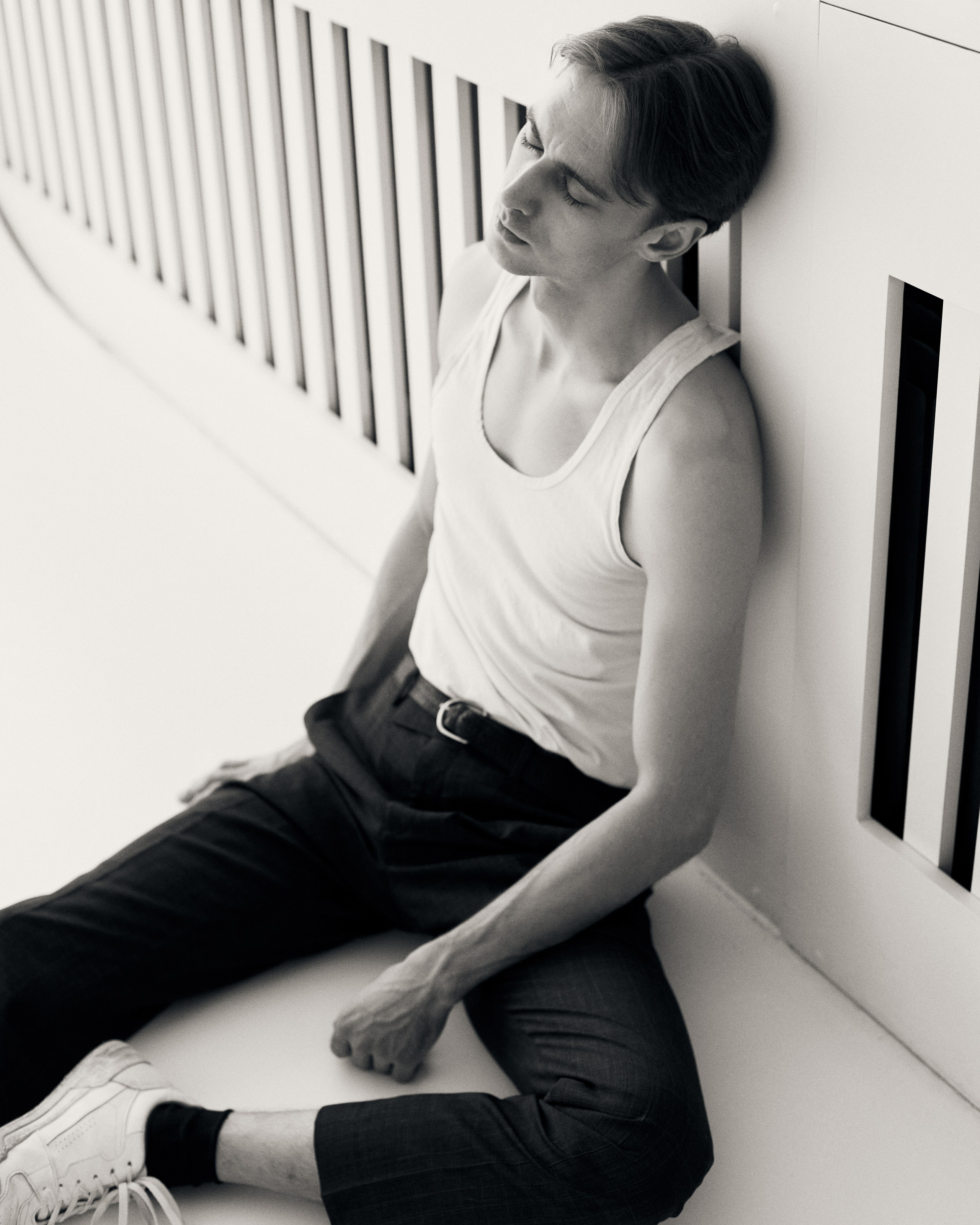 Владислав Мелихов — актёр театра Коляда | Актерское портфолио. Юрина Полина, фотограф из Екатеринбурга