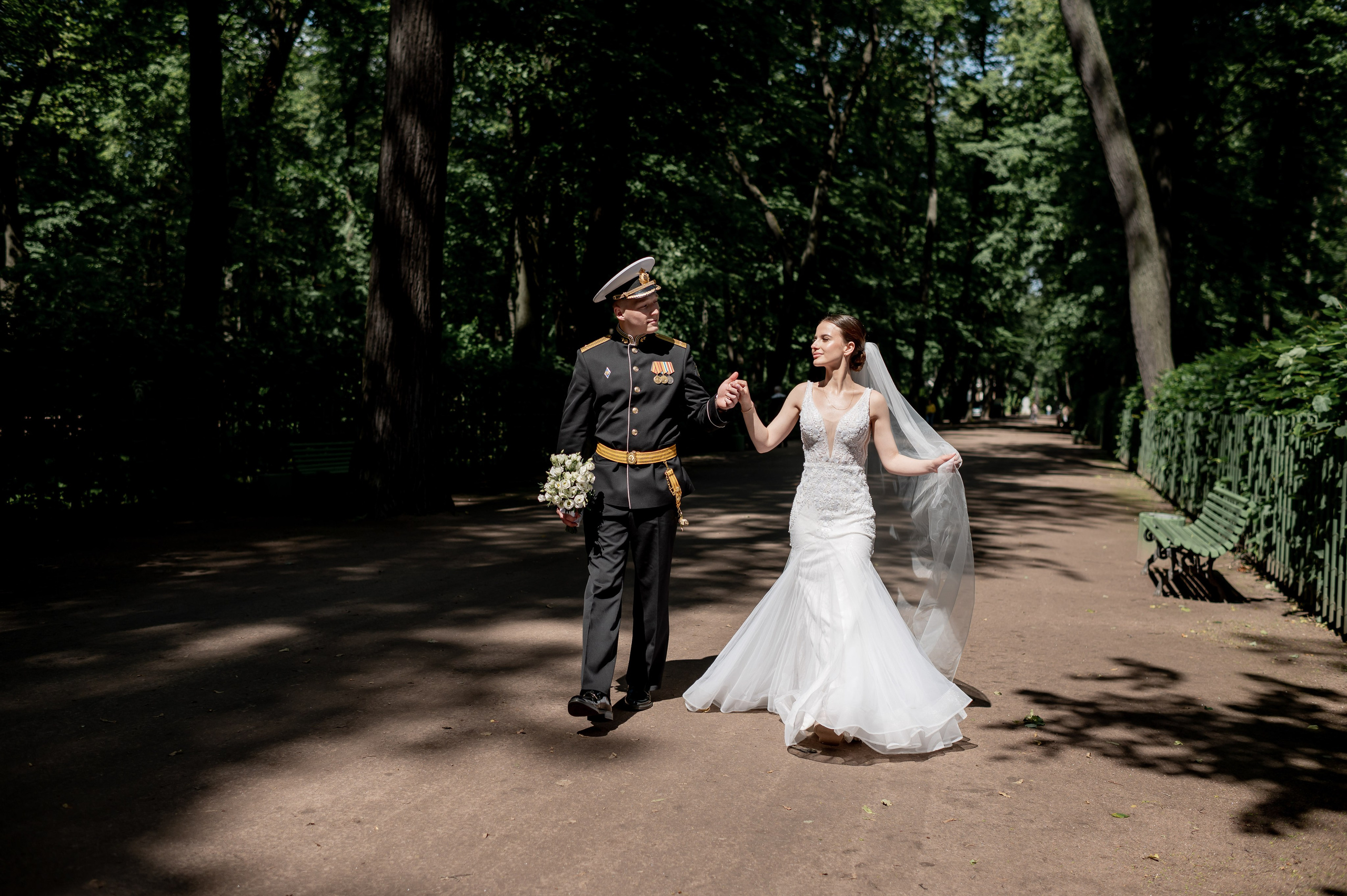 Елизавета и Максим (фотосессия у Дворца Штиглица, набережная Мойки и у Законодательного собрания). Портретный, семейный и свадебный фотограф в Санкт-Петербурге и в Пушкине Ширяев Денис