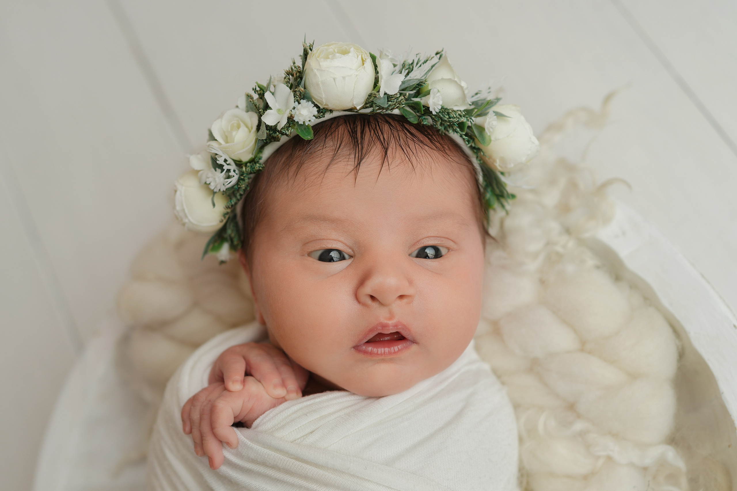 Кокон. Детский фотограф и фотограф новорожденных в Калининград Оксана Иваний