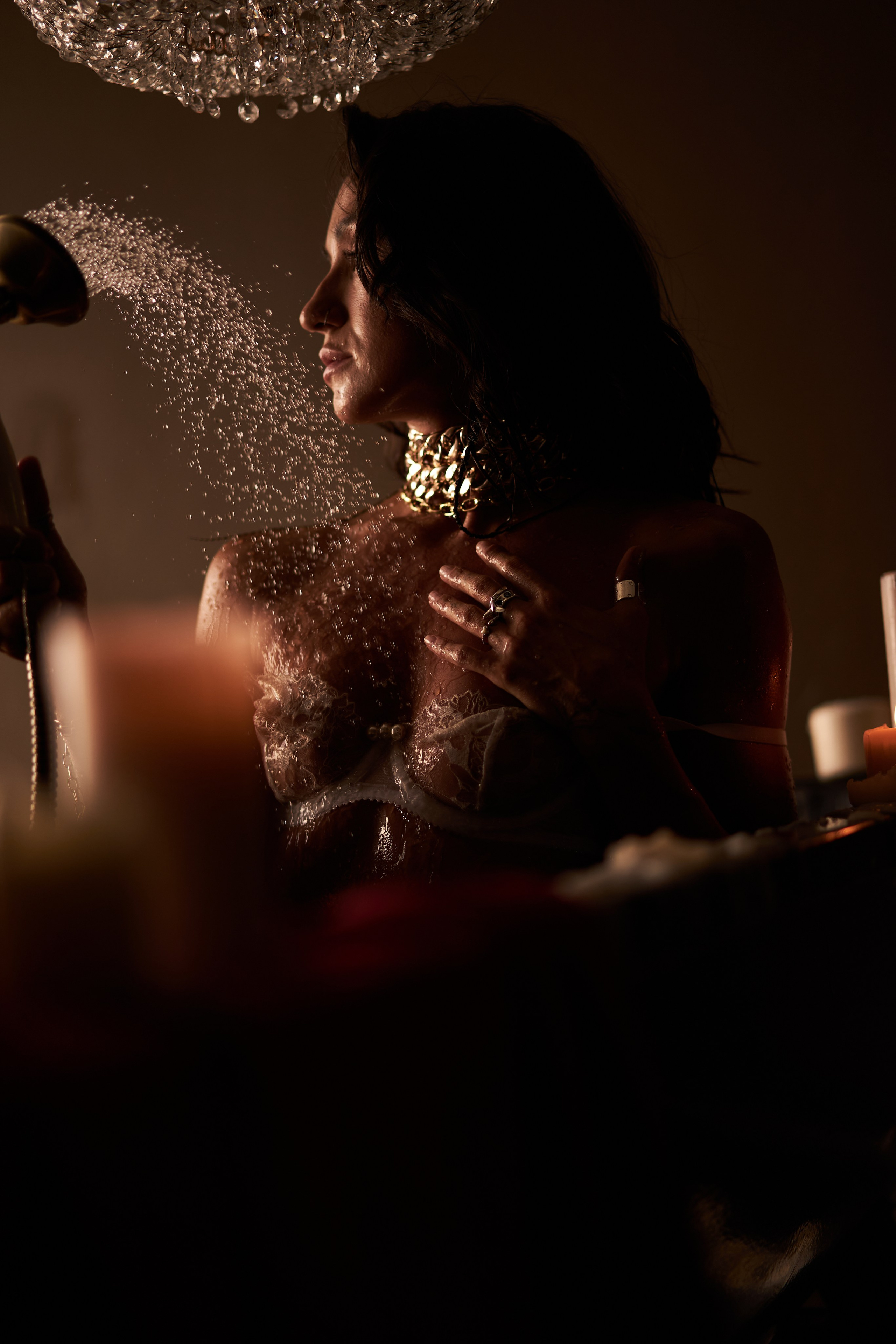 Будуарная фотосессия в студии с водой. Фотограф Екатеринбург Кокшарова Александра