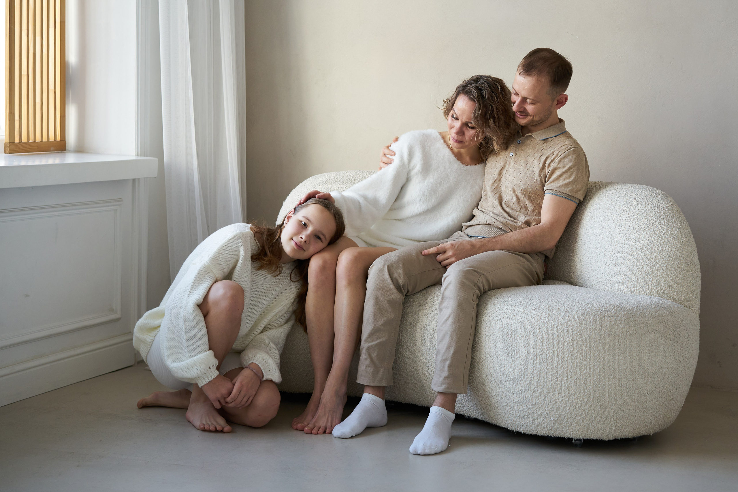 Семейная фотосессия в студии. Фотограф Екатеринбург Кокшарова Александра