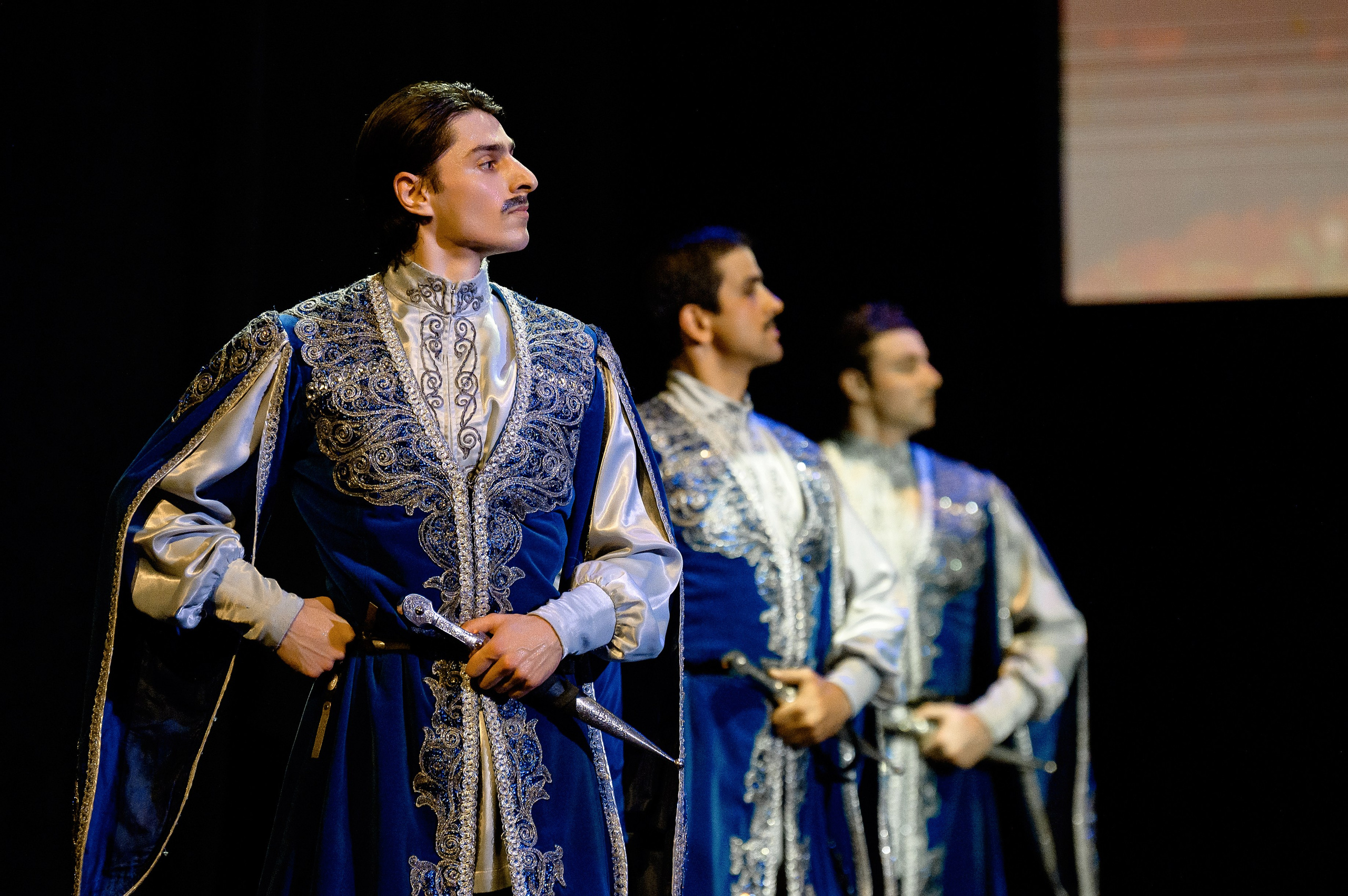 Ансамбль «Лезгинка» концерт в Махачкале. РЕПОРТАЖНЫЙ И БИЗНЕС ФОТОГРАФ В МОСКВЕ, ЕГОР НИКОЛАЕВ