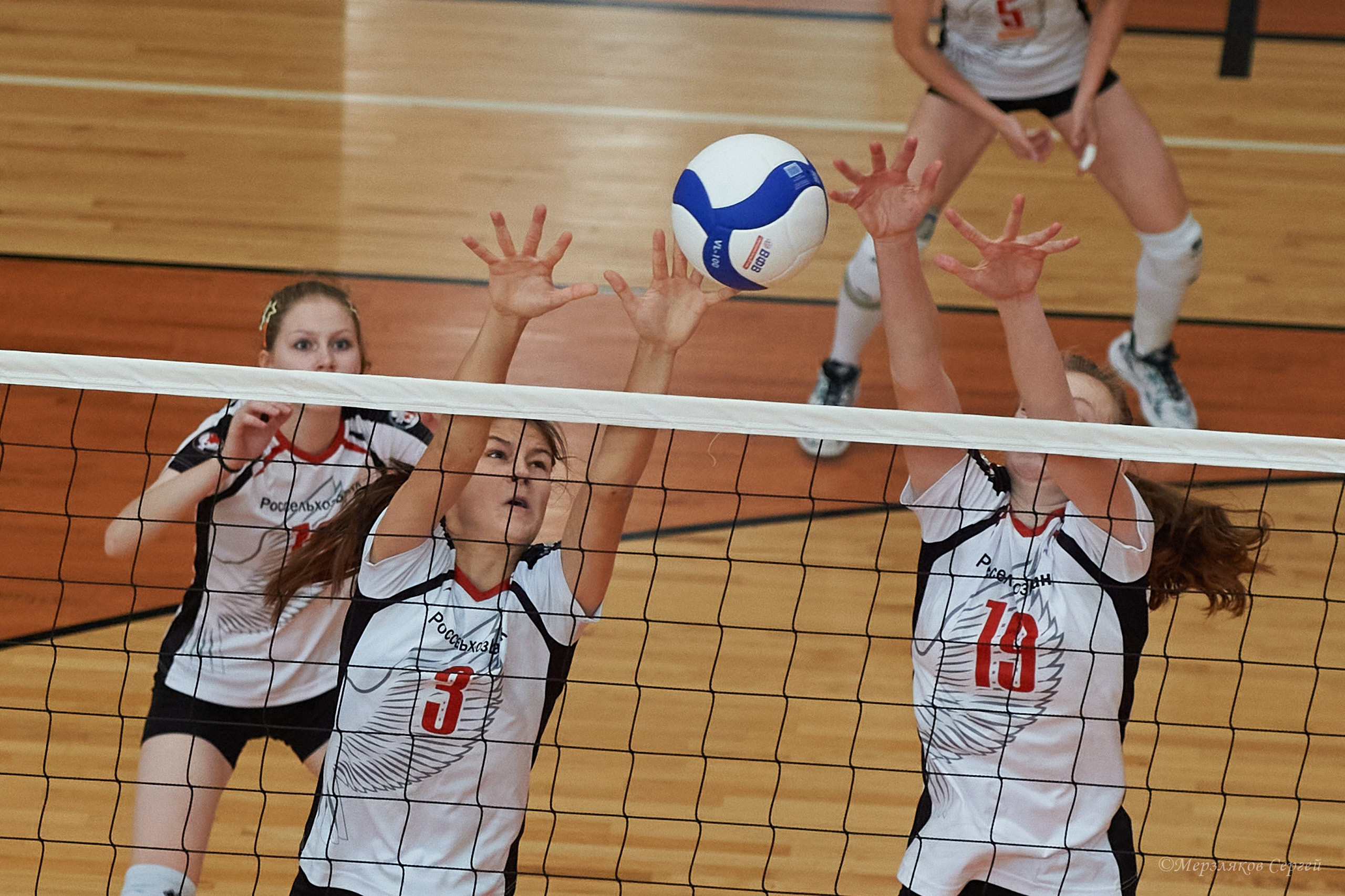 Локоволей — 2023 Ижевск ноябрь 2023. Спортивный репортажный фотограф в Ижевске Сергей Мерзляков