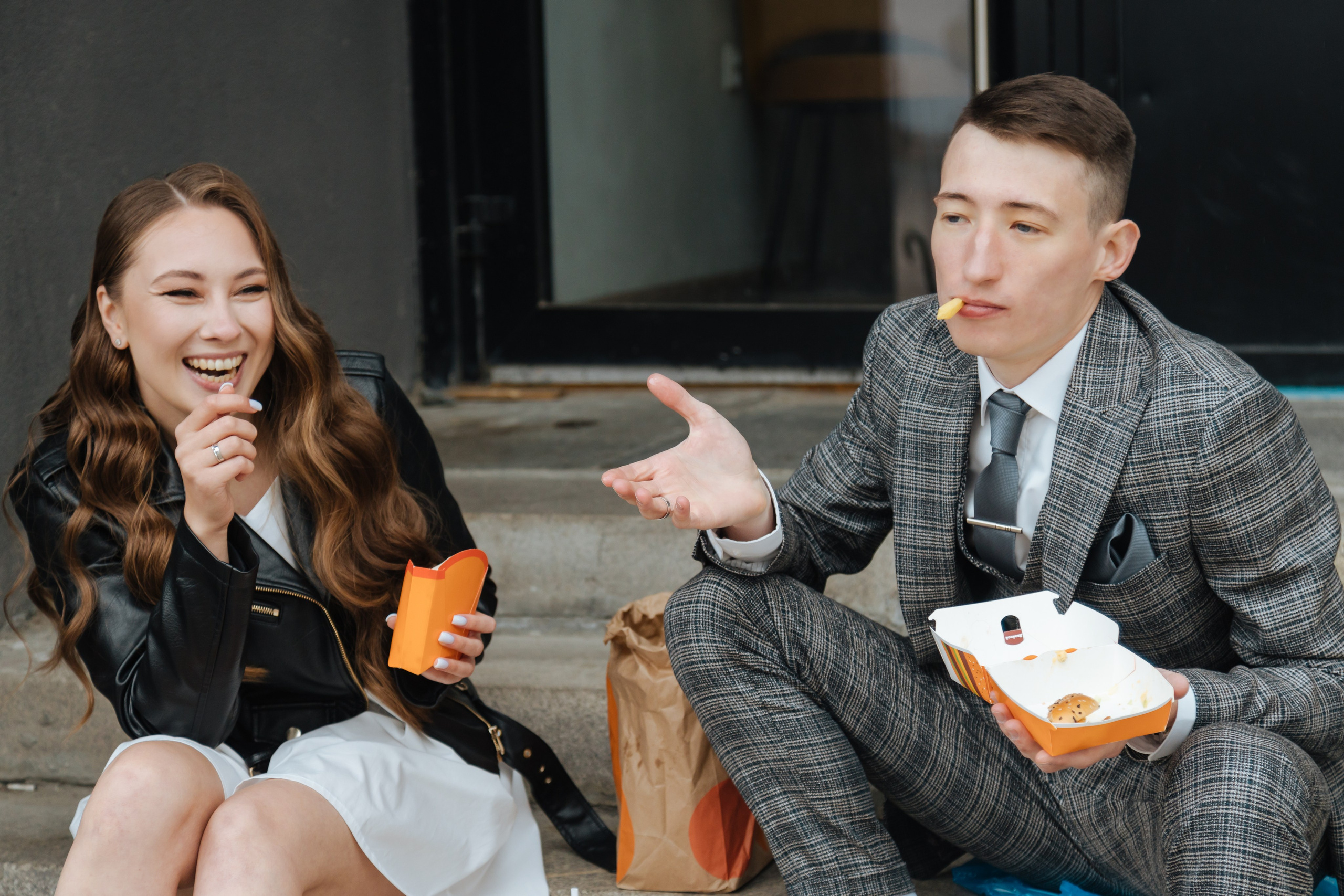 Таня&Данил и бургеры. Свадебный и семейный фотограф Екатеринбург Настя Саедгалина