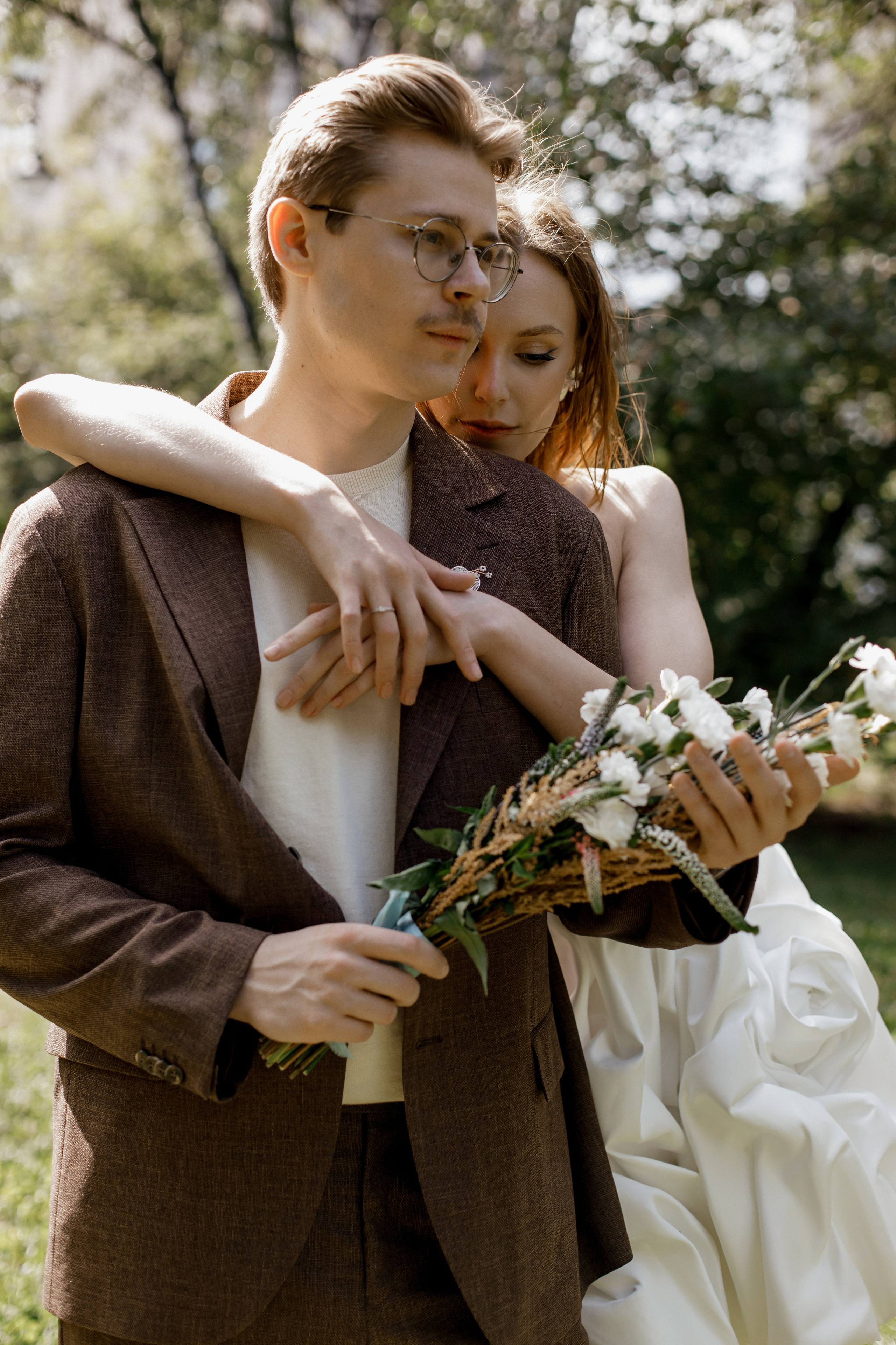 Оперный театр парк. Свадебный и семейный фотограф Екатеринбург Настя Саедгалина