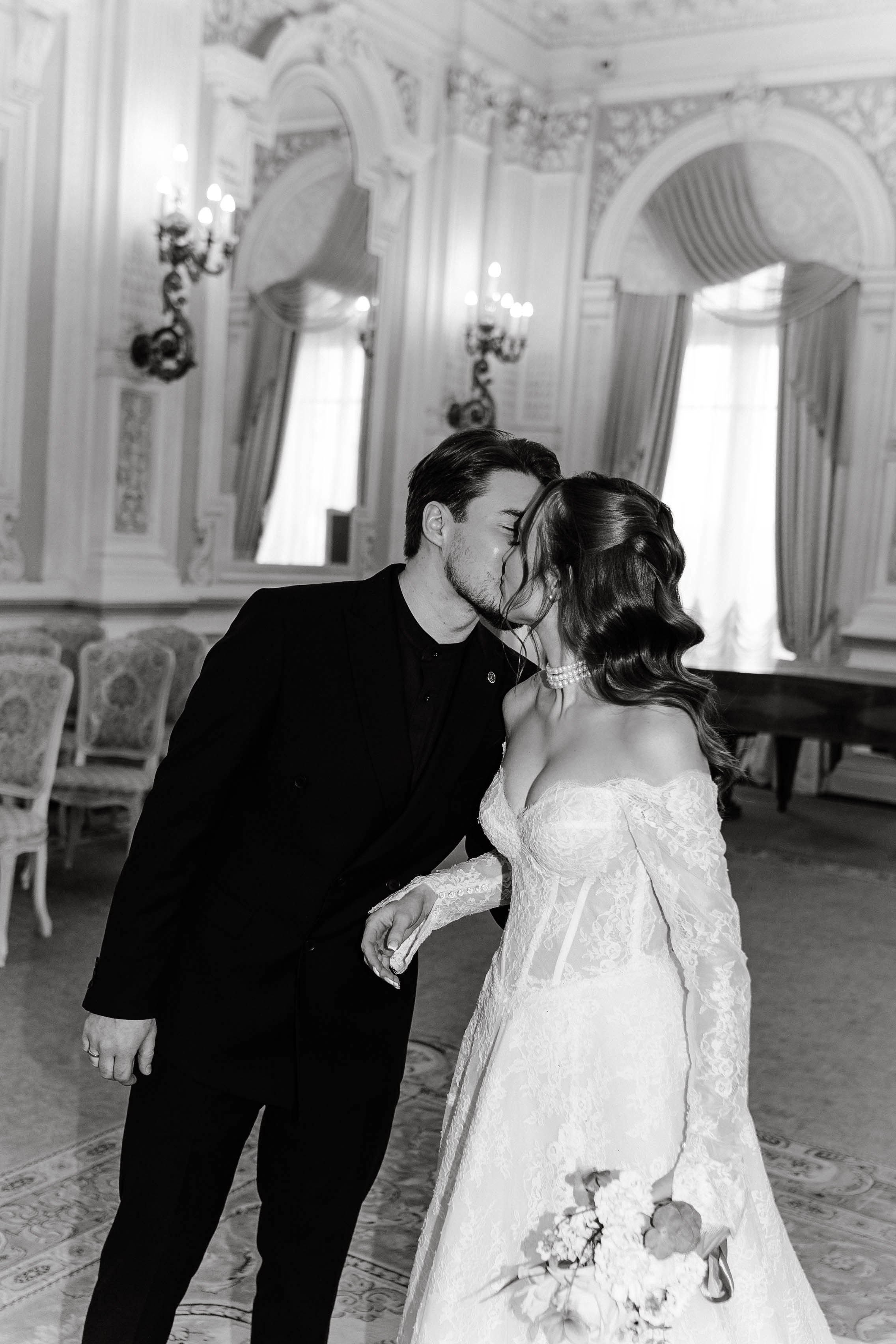 Ольга и Глеб / прогулка и загс. Фотограф Veronika Potaseva