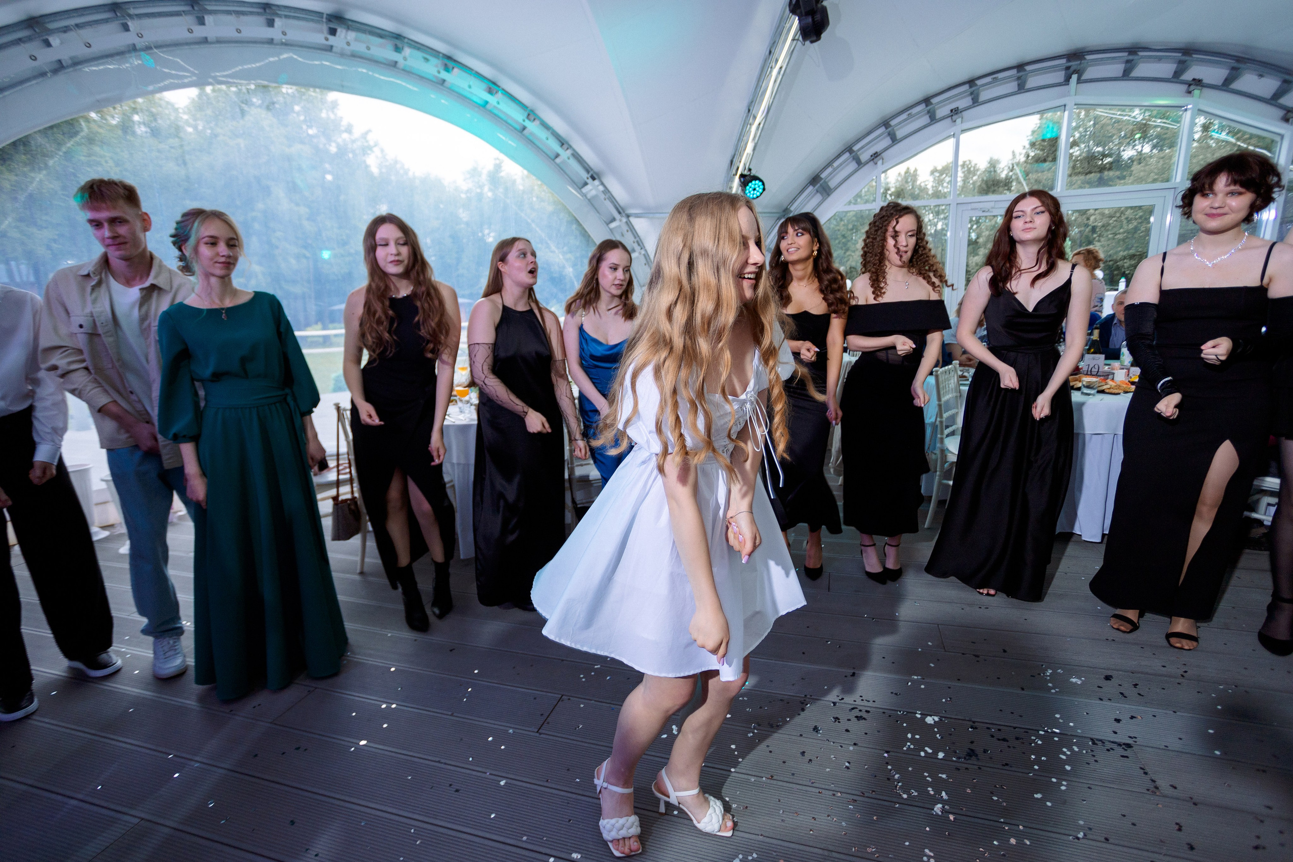 ВЫПУСКНОЙ: Волки-Липки. Все фото. Профессиональный фотограф в Ижевске Леша Петров