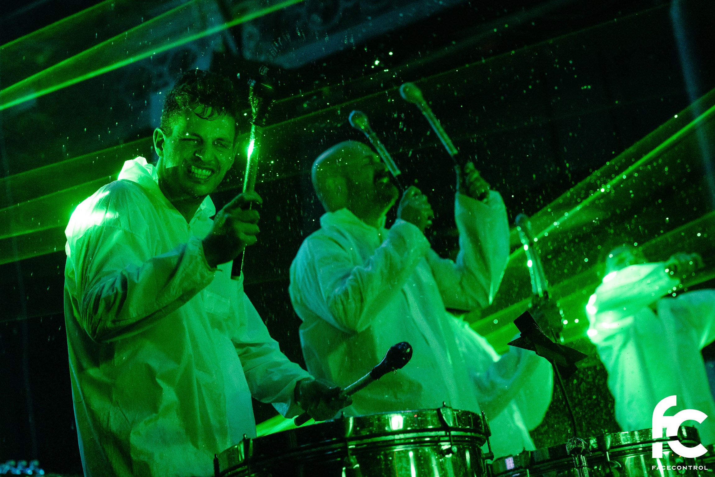 XAINDEX. Face Control: Crónica social, anuncios de eventos y reportajes fotográficos