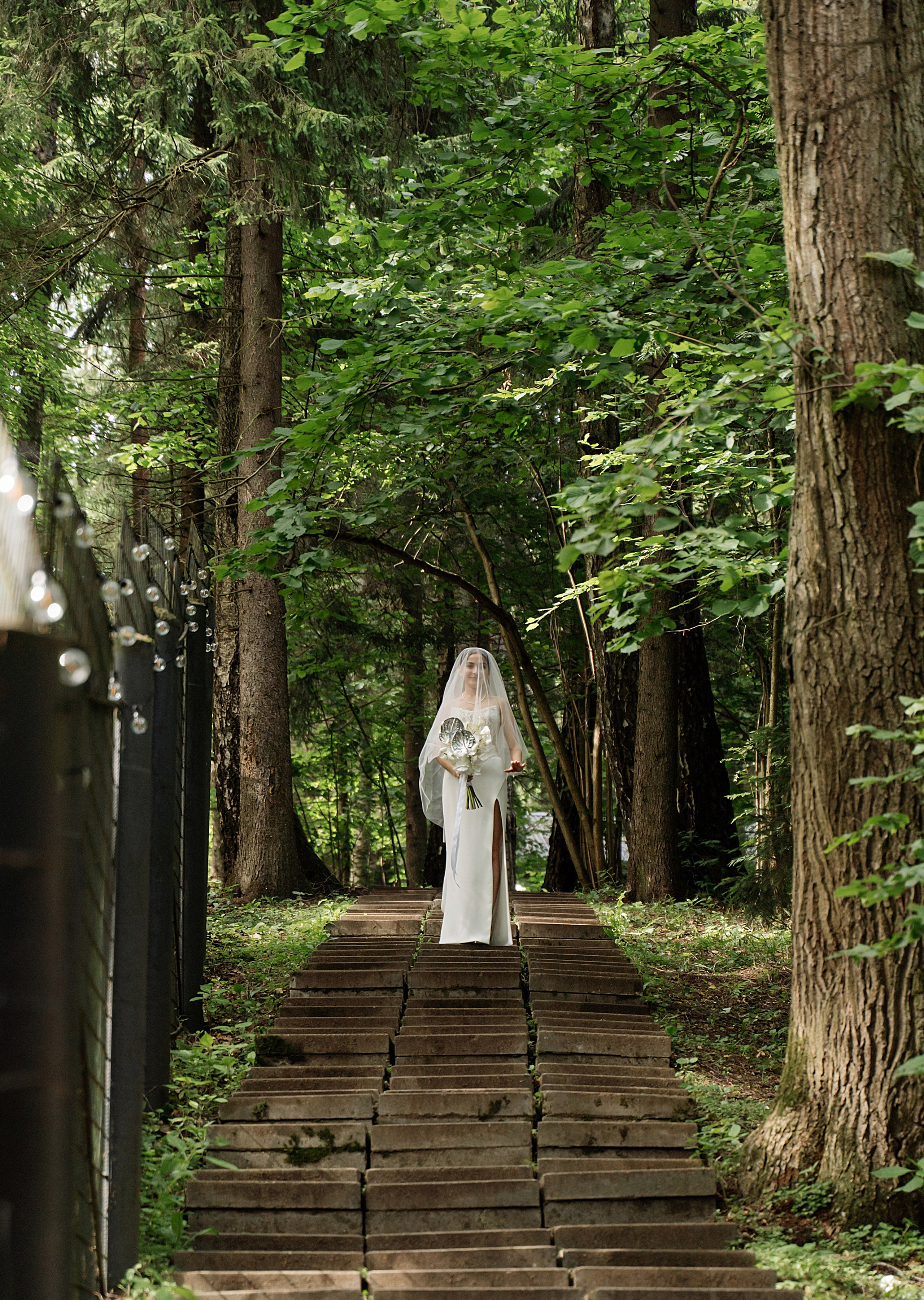 Иван и Изабелла «Веранда Отрадное». Свадебный фотограф