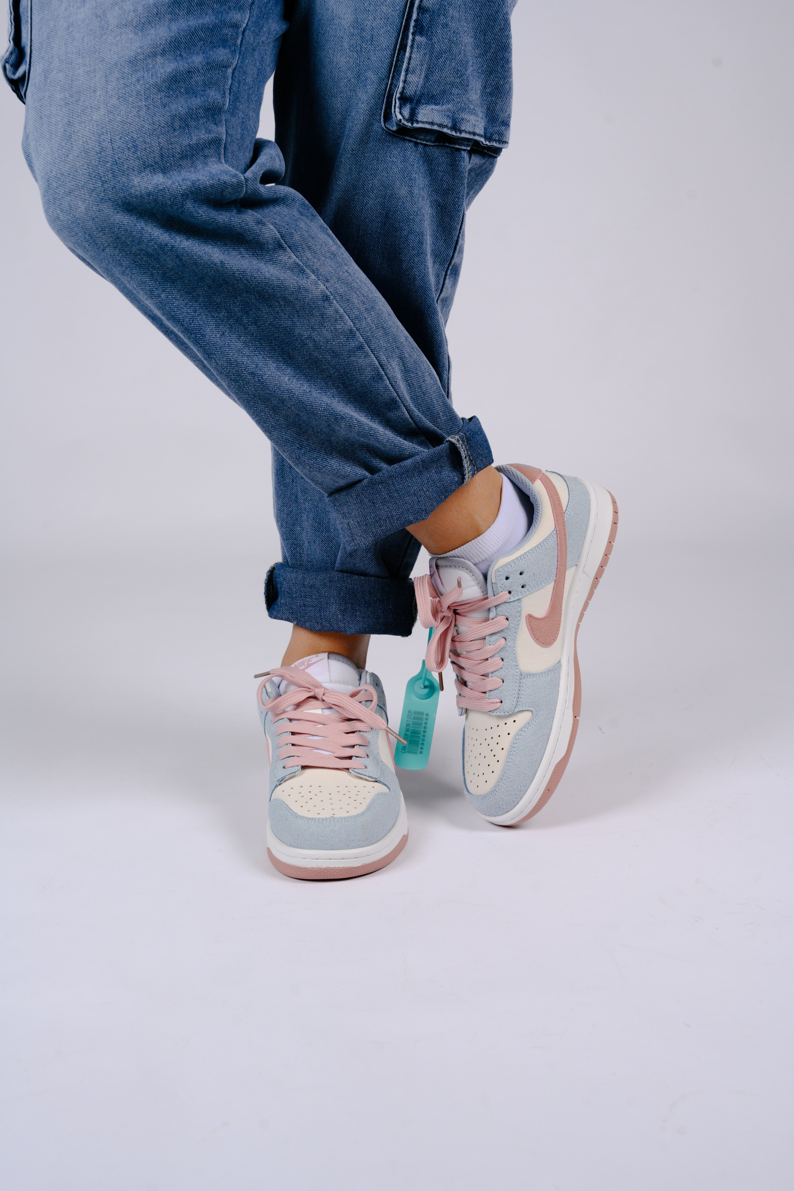 Кроссовки для wb. Фотограф в Красноярске