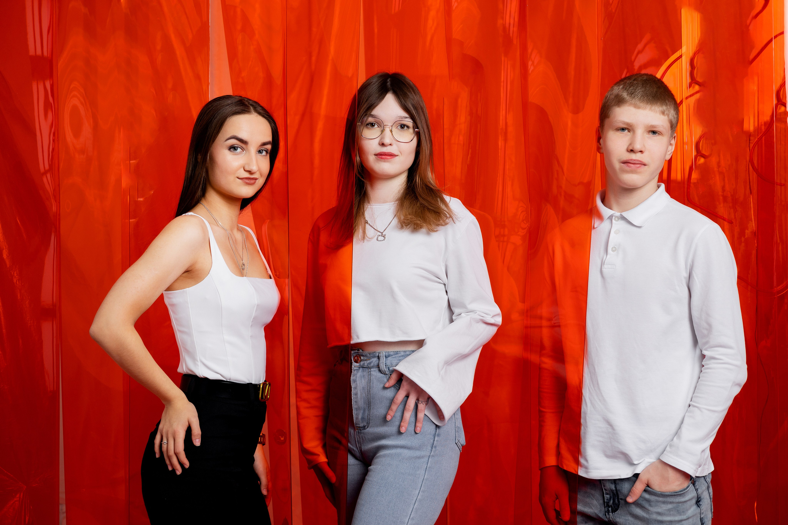 Зал Plaza. Выпускные альбомы. Школьный и семейный фотограф Виктория Игнатьева