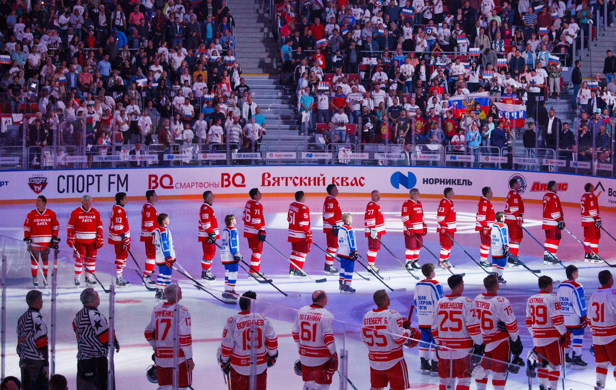 Ночная Хоккейная Лига. Репортажный и постановочный Наталья Санникова