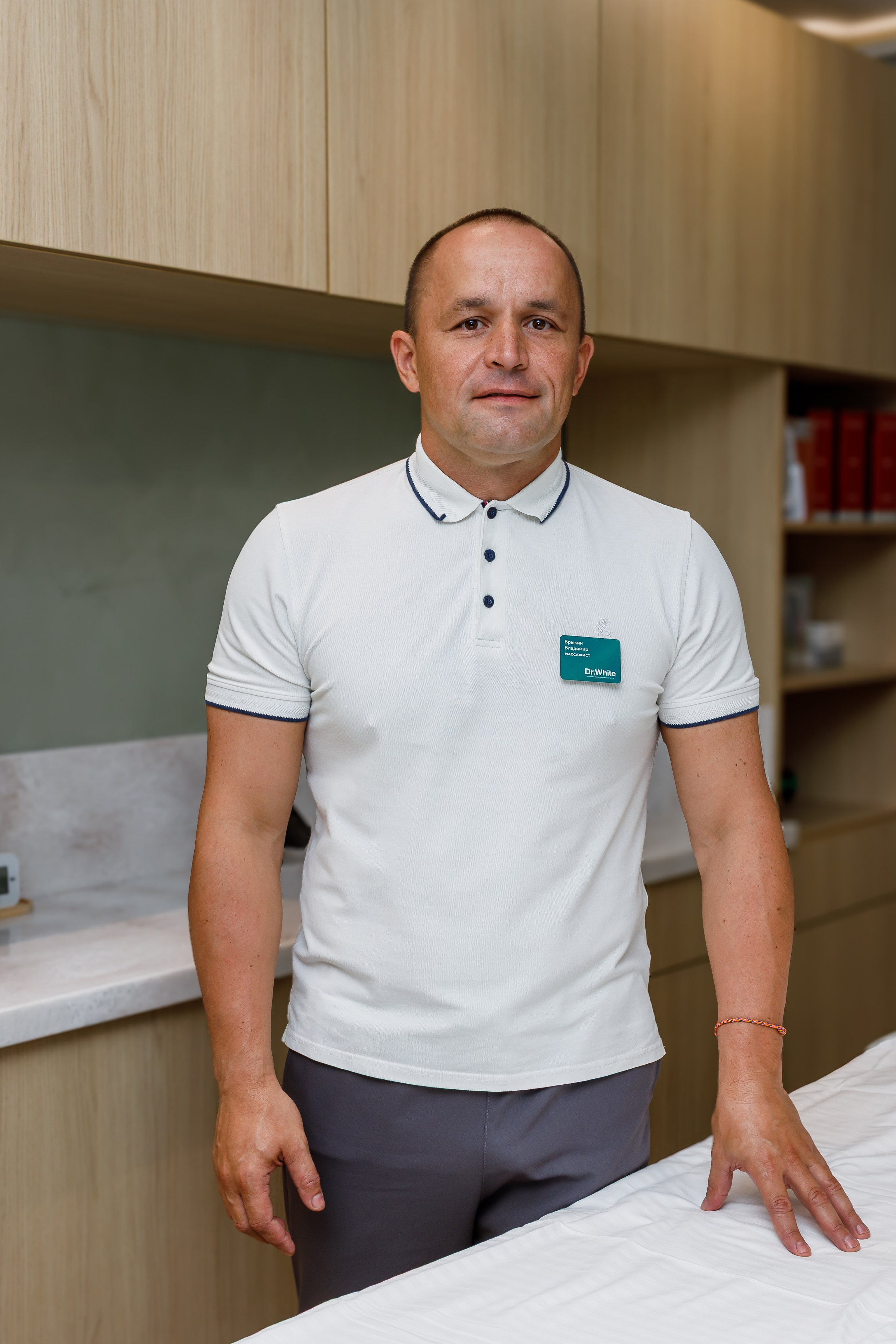 Бизнес контент клиники современной медицины Dr. White. Интерьерный, предметный и контент фотограф в Иркутске Наталья Карпова