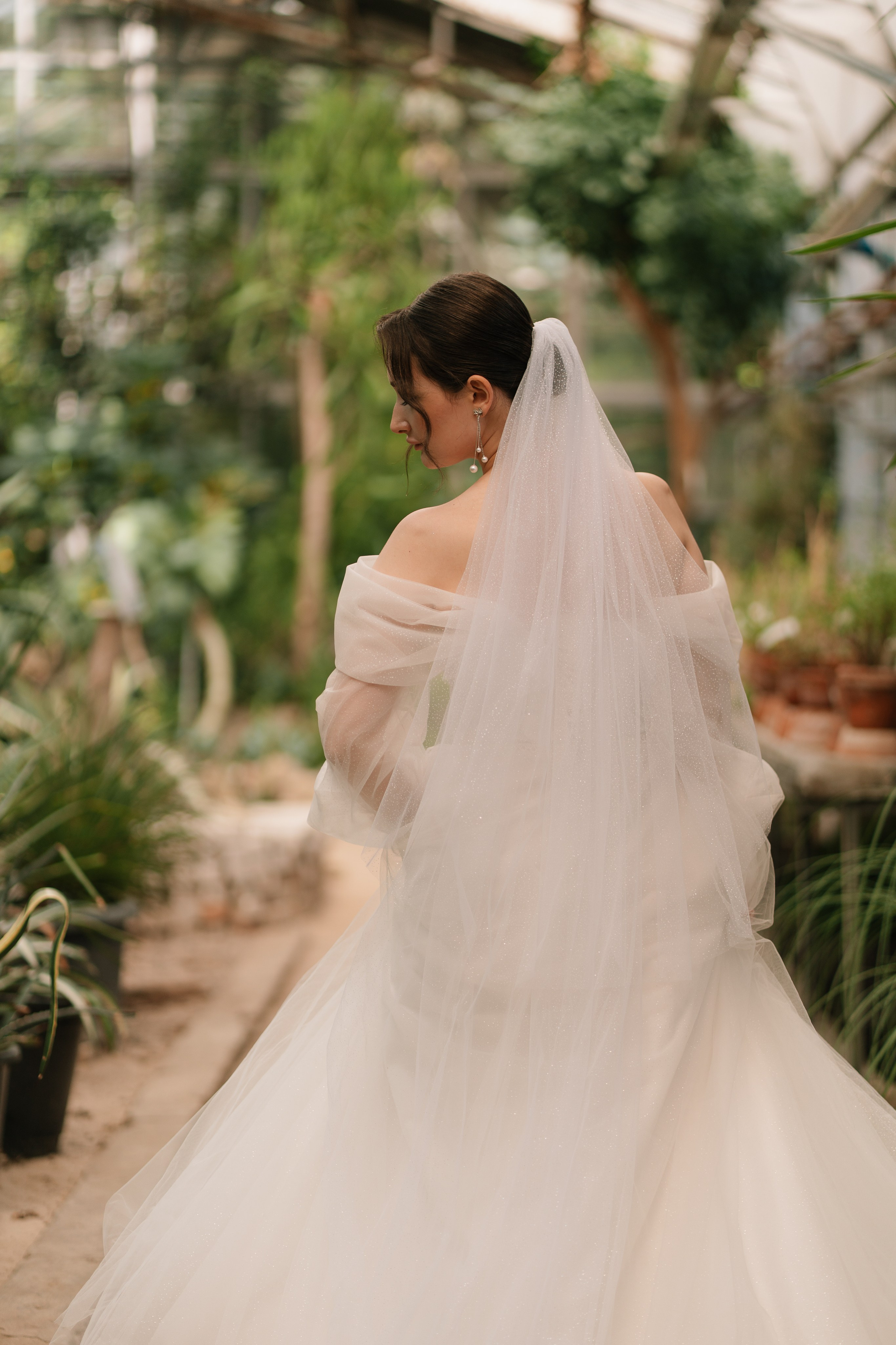 Свадебная фотосессия в оранжерее, Москва. Свадебный фотограф в Москве Анна Полушина