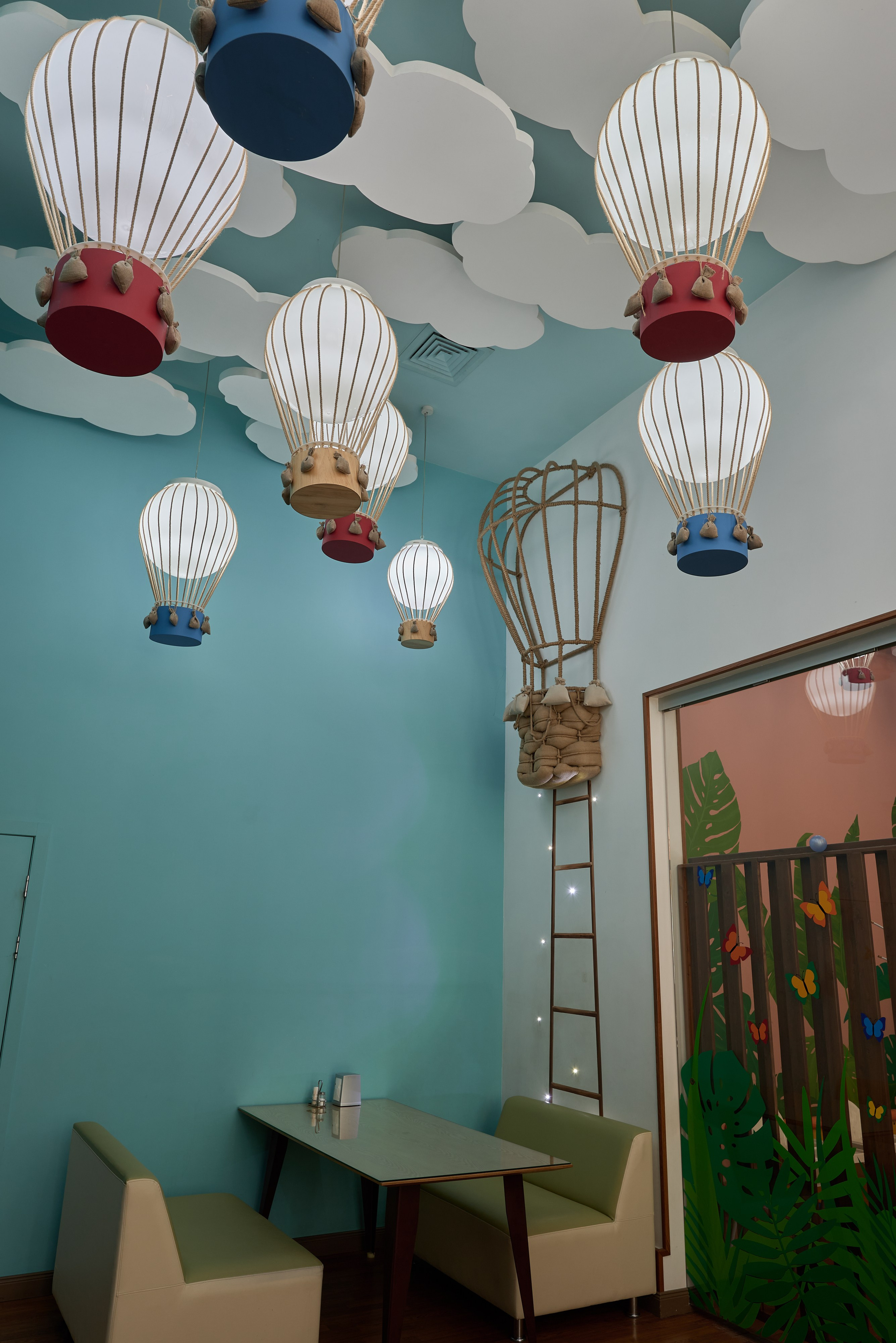 Ресторан Жираф, Костанай (Казахстан). Абросимов Лев интерьерный и архитектурный фотограф