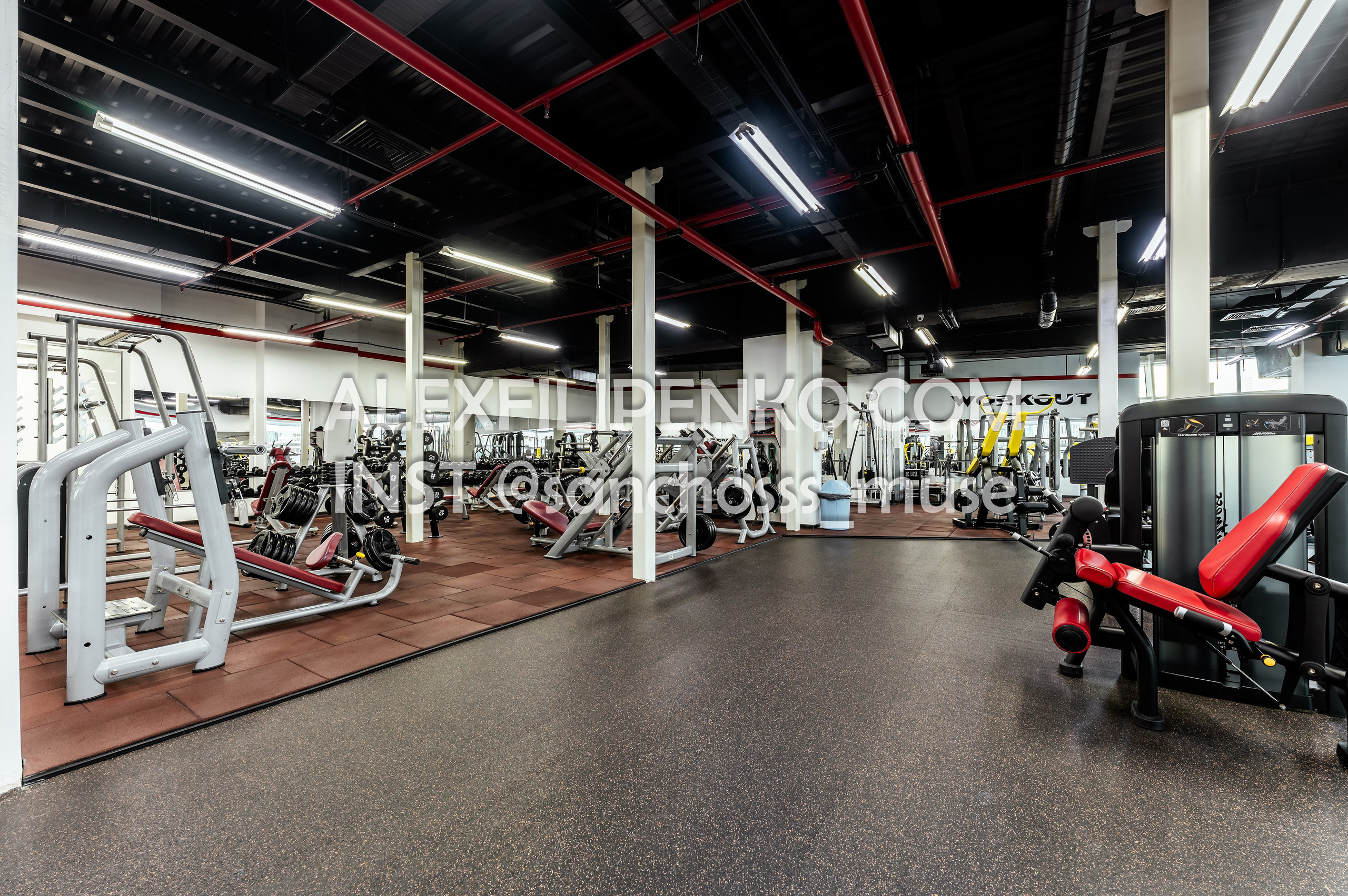 WORKOUT Достык 18. Фотограф интерьера недвижимости и архитектуры в Астане