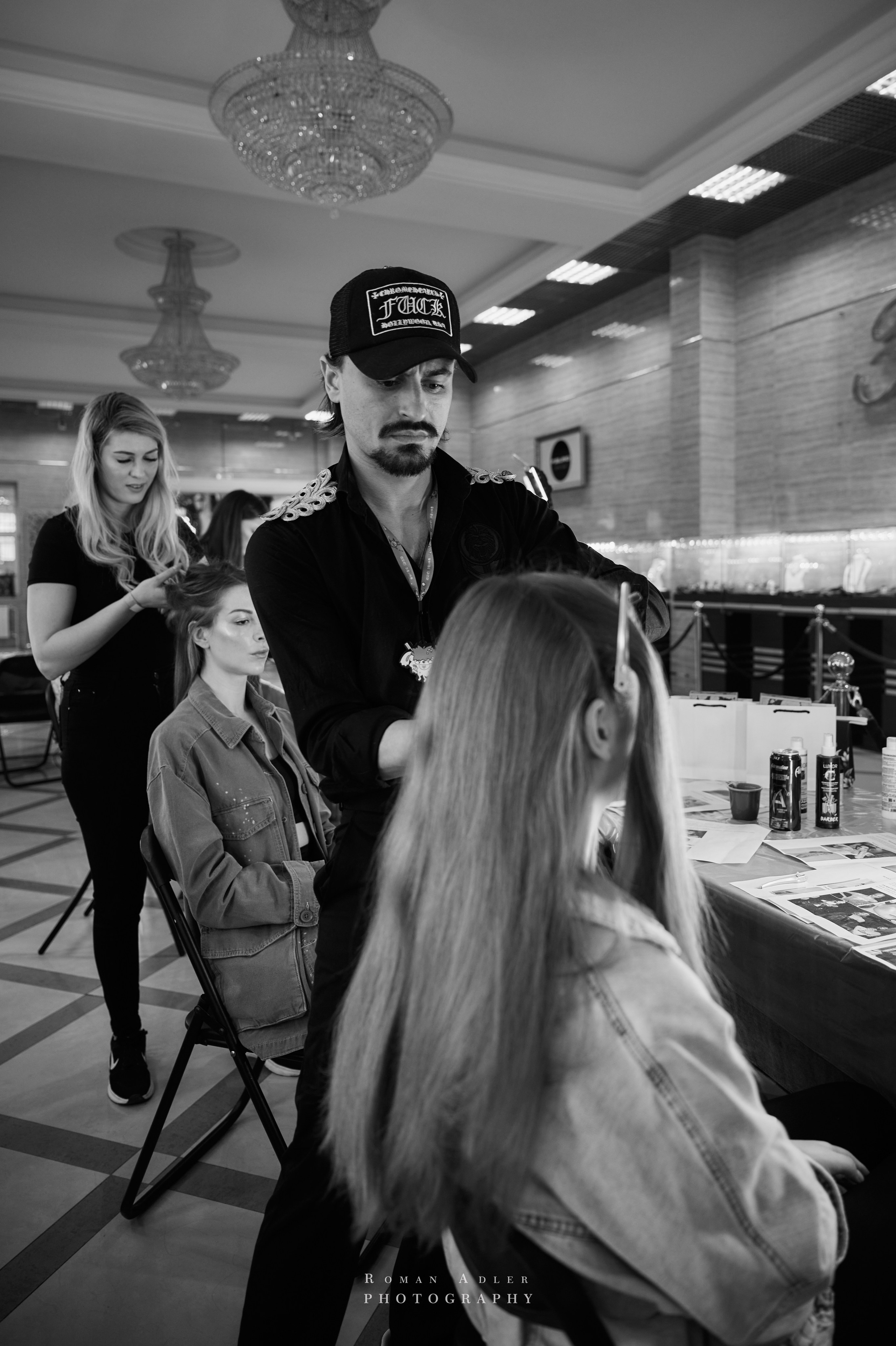 ESTET FASHION WEEK ВЕСНА — 2025. Фотограф Роман Адлер