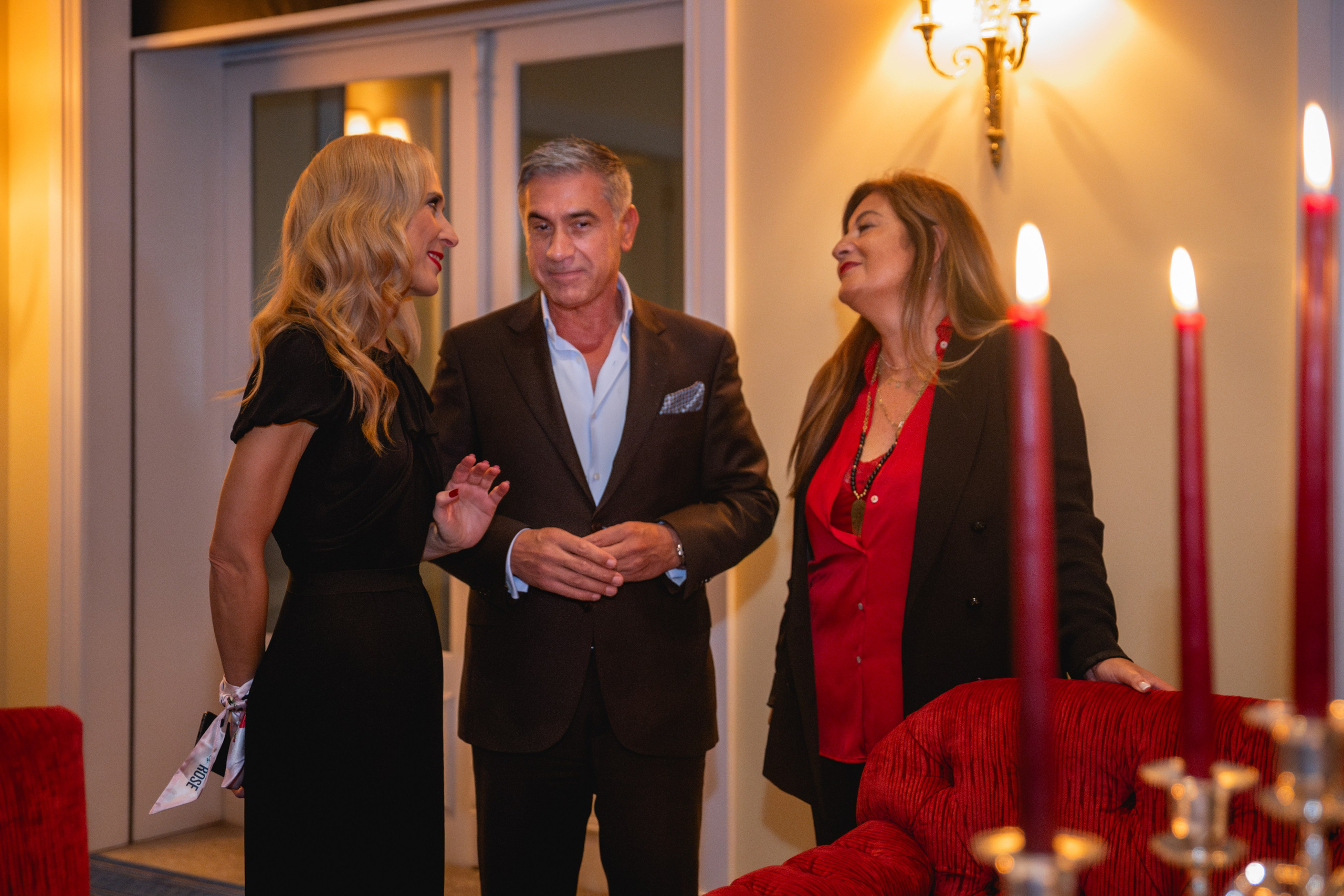 EUGÉNIO CAMPOS IN YEATMAN. Anastasiia Antoniuk portrait, family and couple photographer, Portugal