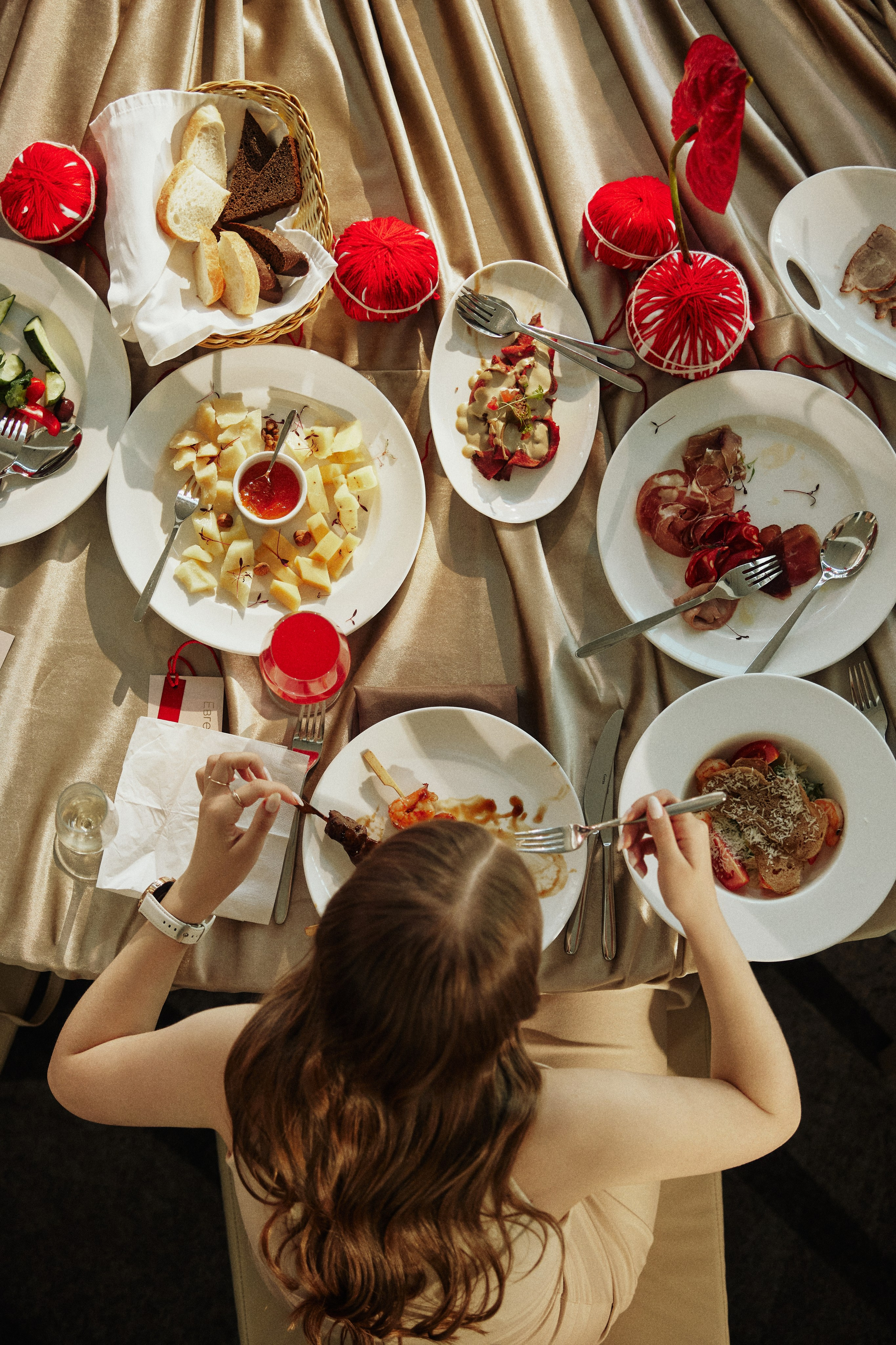 RED LINES. Дмитрий Мазуркевич: Профессиональный Репортажный Фотограф