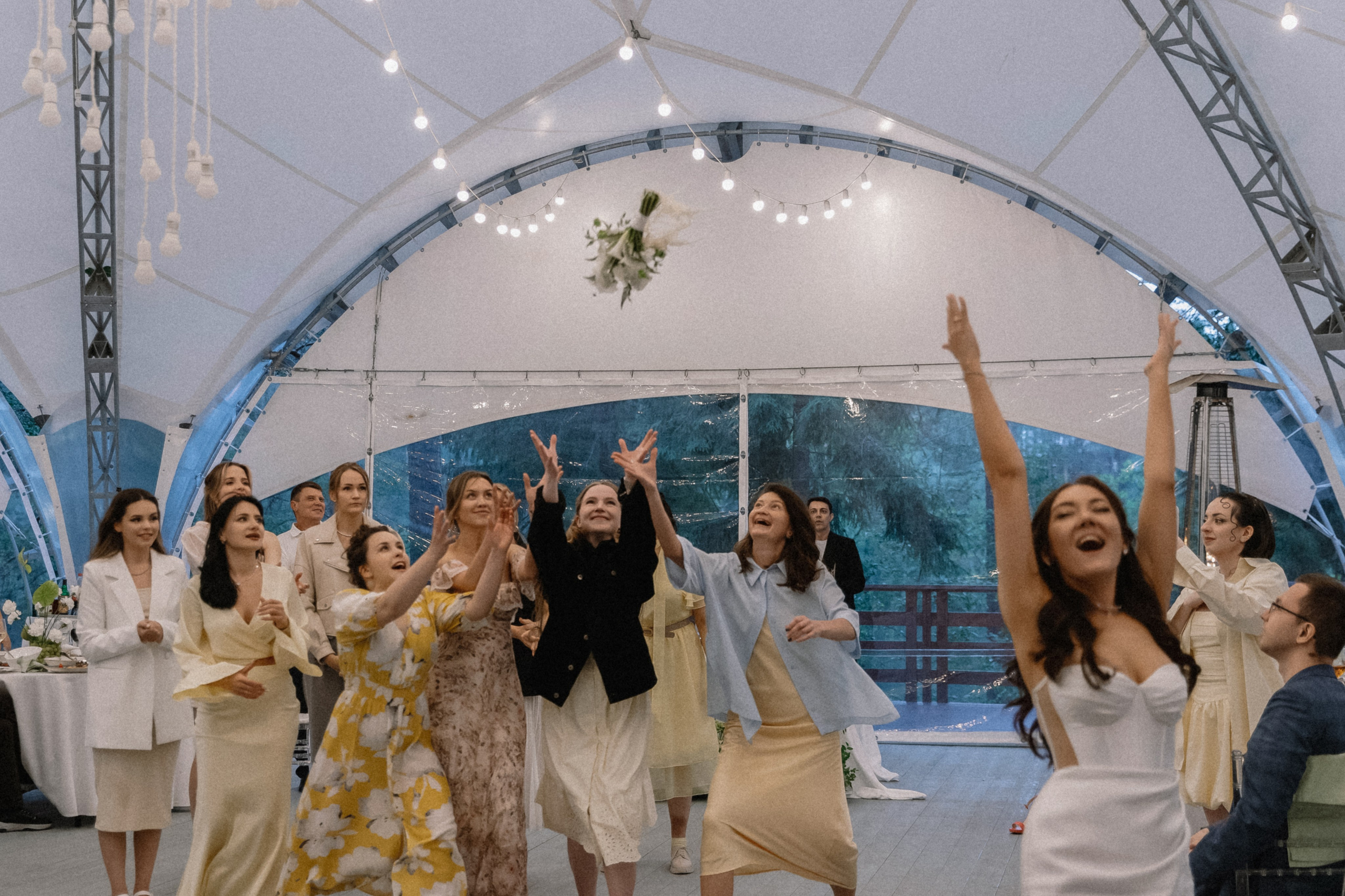 Карина + Дима: банкет. Николь — ваш любимый фотограф в Санкт-Петербурге