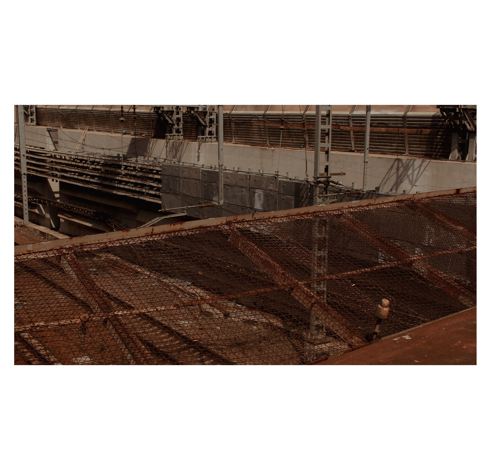 MOSCOW TAPE. Фотограф/дизайнер в Екатеринбурге Хитрый Дмитрий