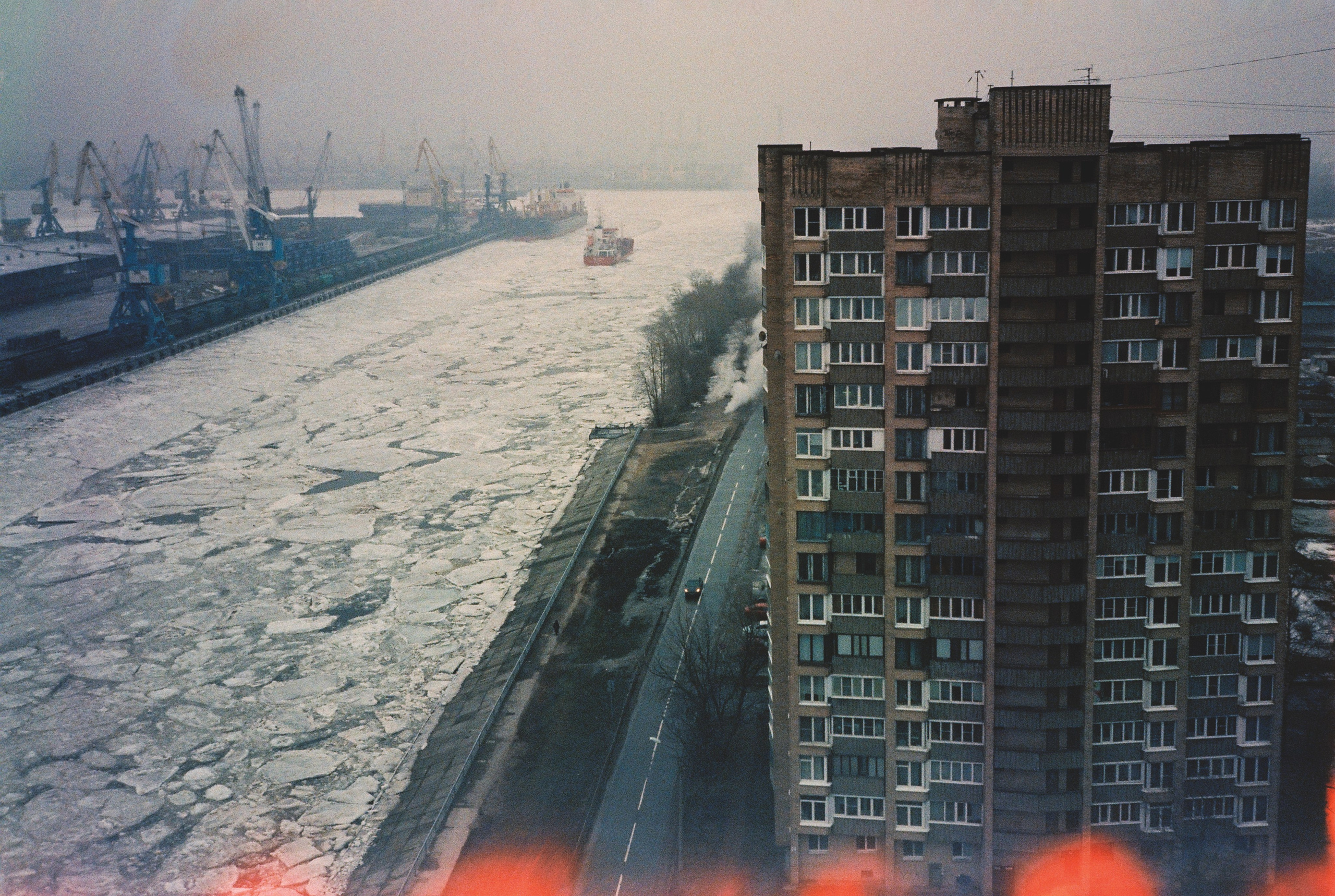 Фотографии цветные. Свадебный и семейный пленочный фотограф в Петербурге Истомина Ирина