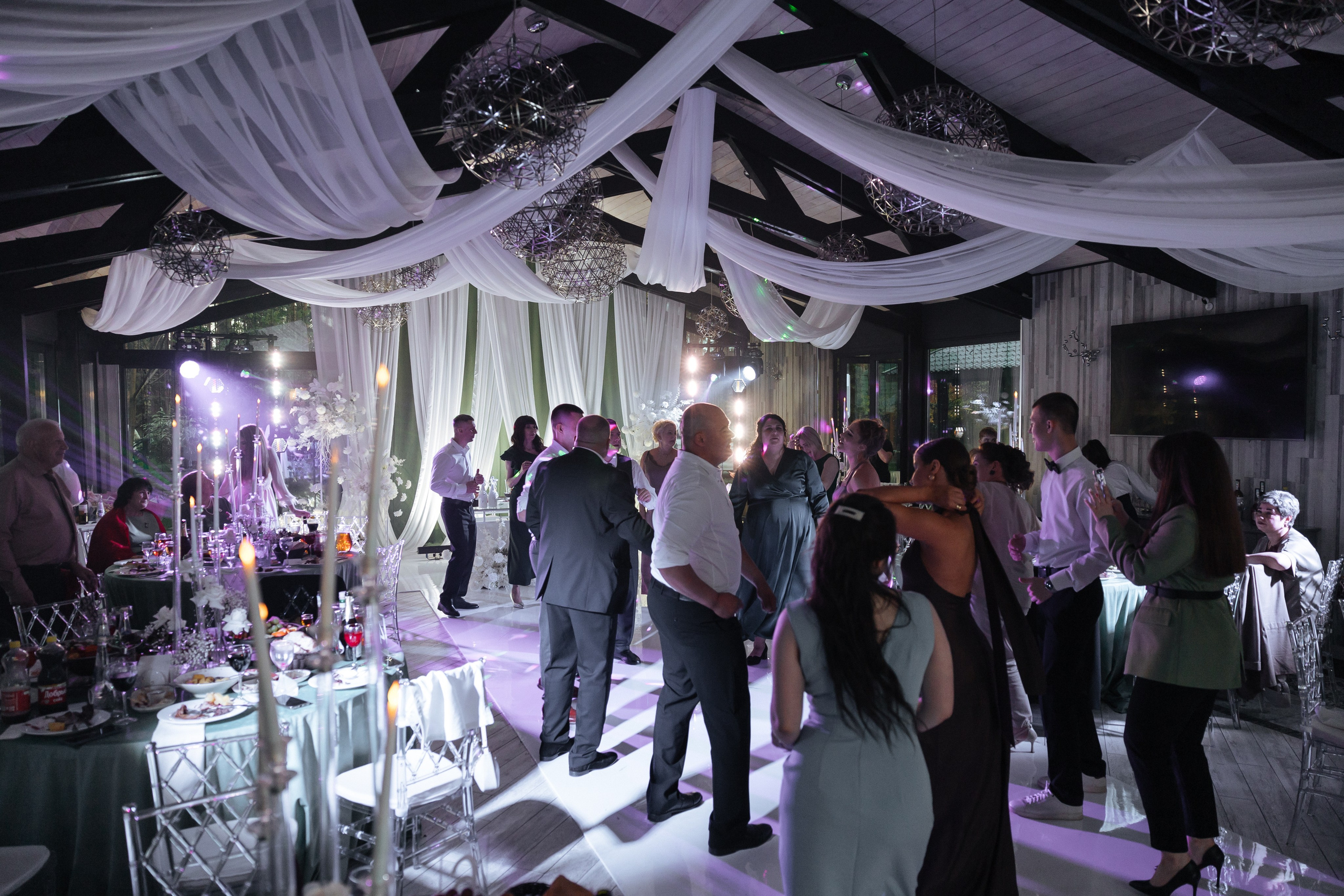 Саша и Вика. Свадебный фотограф в Тольятти Валерия Барышкина