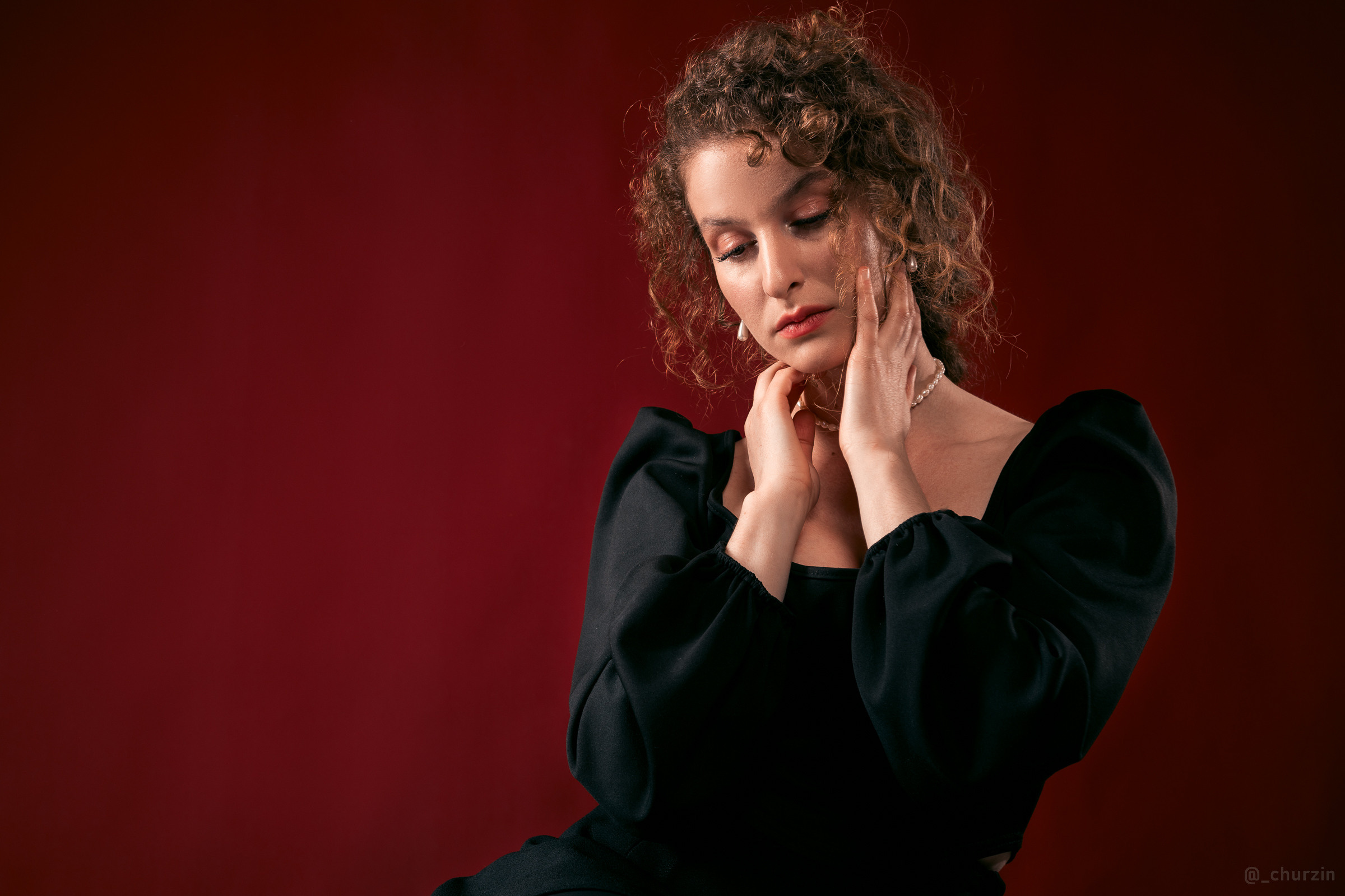 Студийная фотосессия для девушек в СПб | Портретная съемка