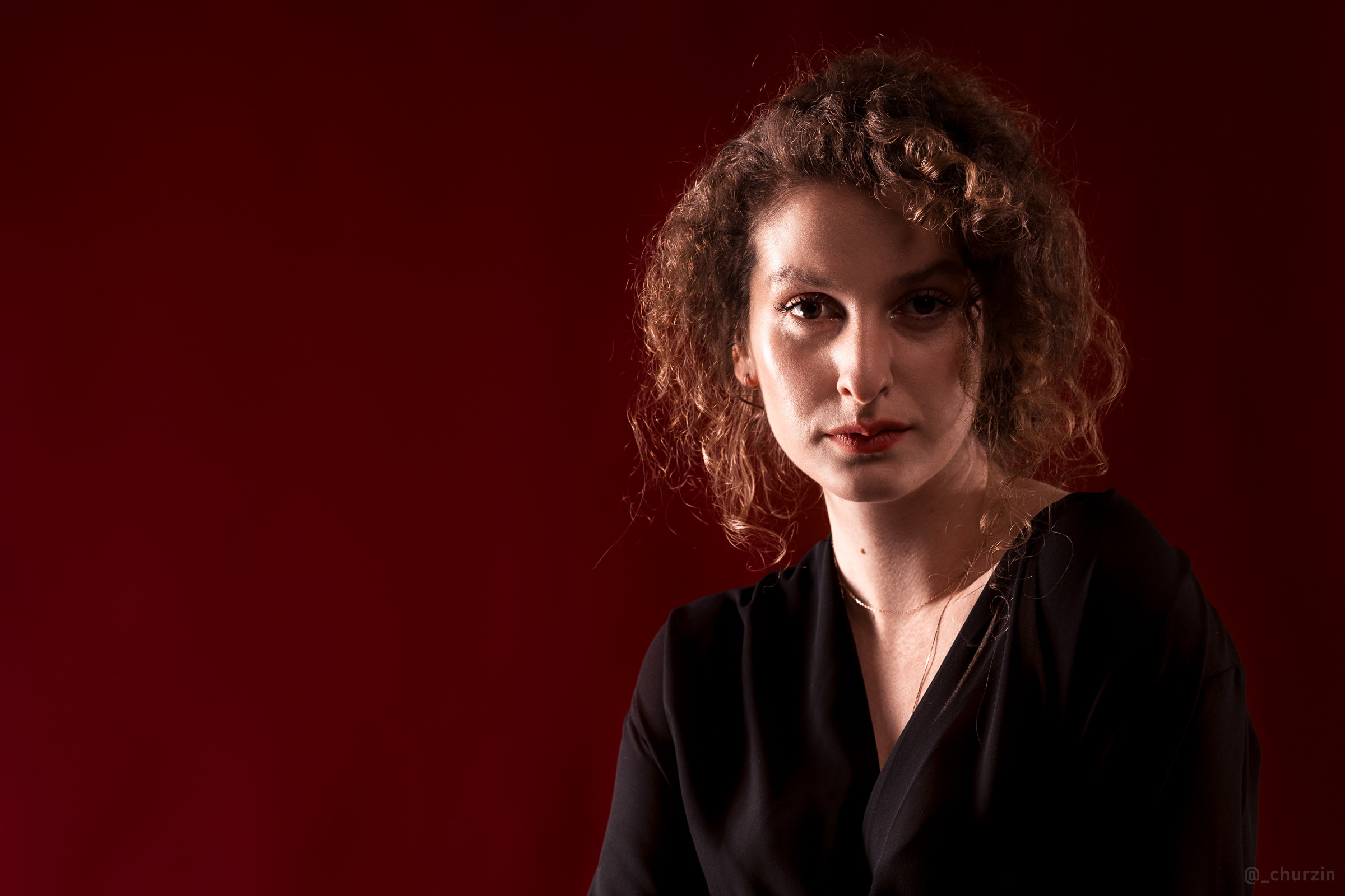 Студийная фотосессия для девушек в СПб | Портретная съемка